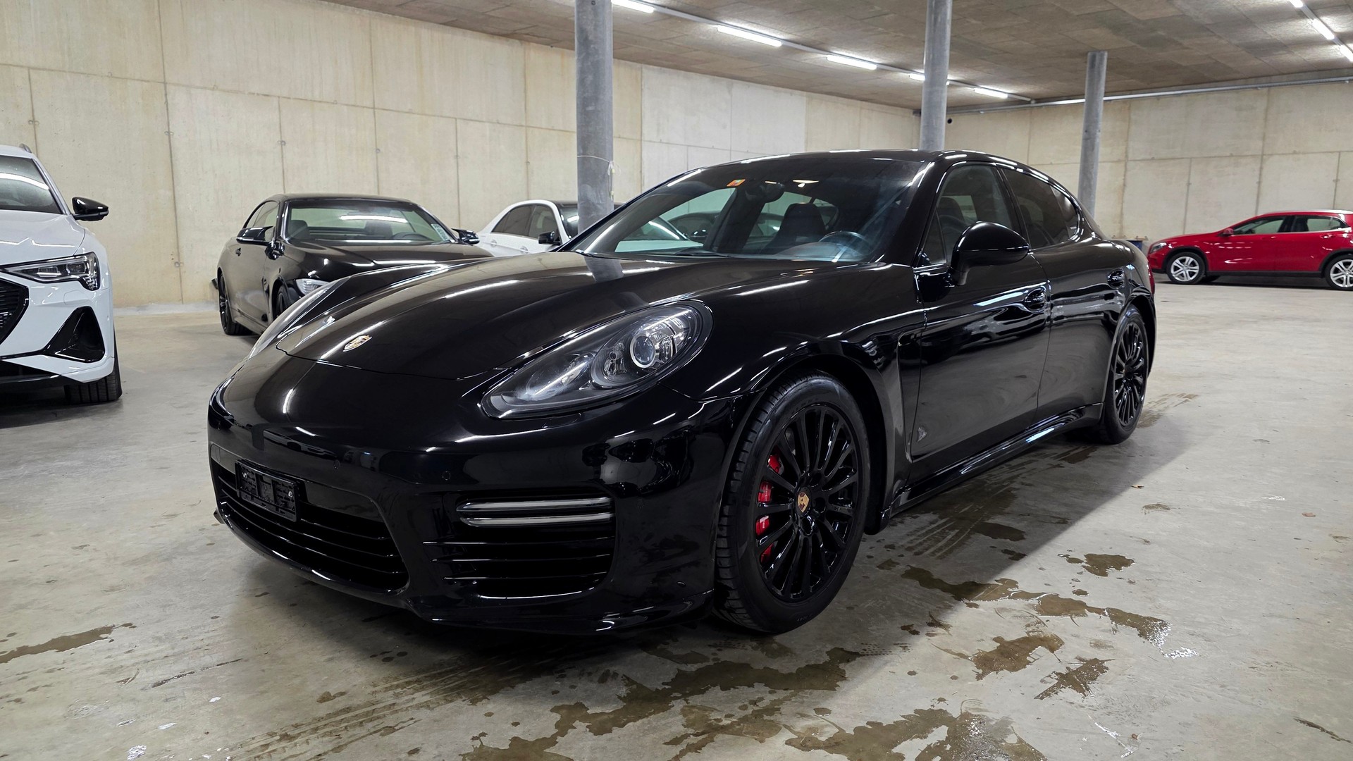 PORSCHE Panamera GTS 4.8 PDK