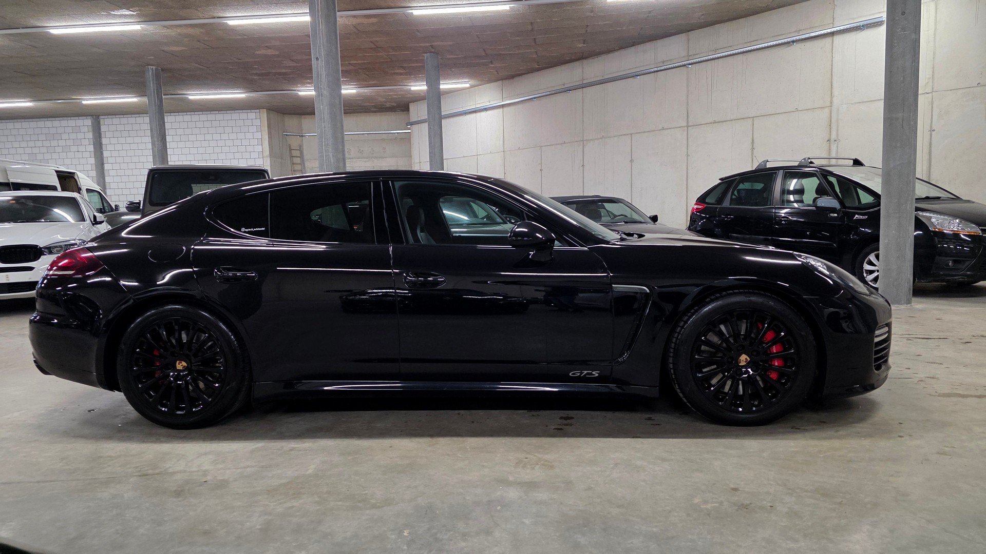 PORSCHE Panamera GTS 4.8 PDK - 5