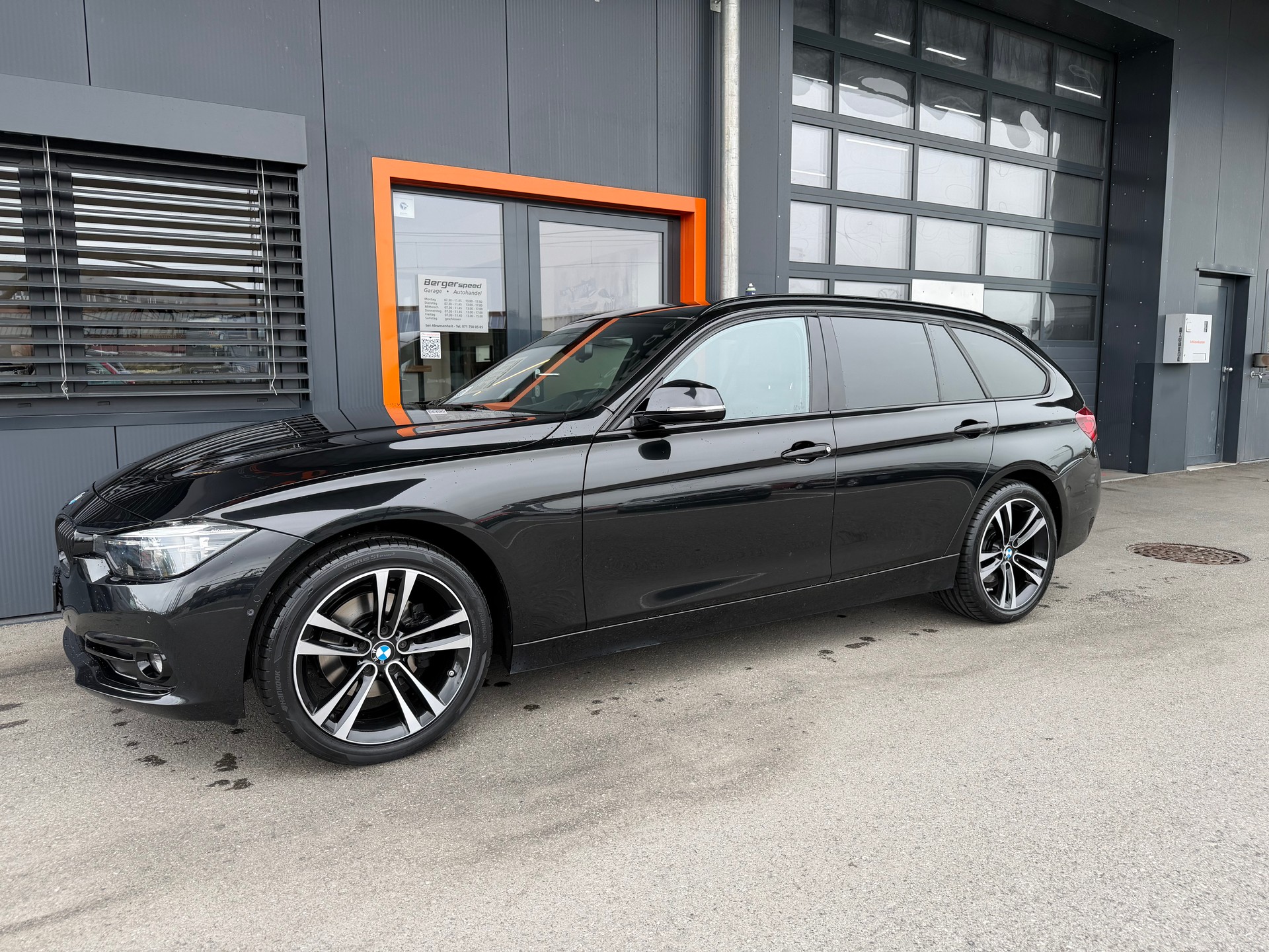 BMW 320d xDrive Touring Edition Sport Line Steptronic - 17