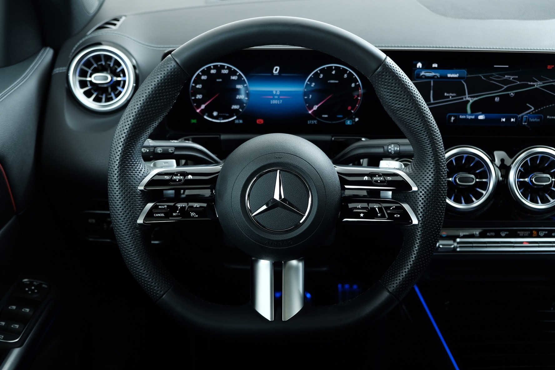 MERCEDES-BENZ GLA 250 4Matic 8G-DCT Swiss Star - 8