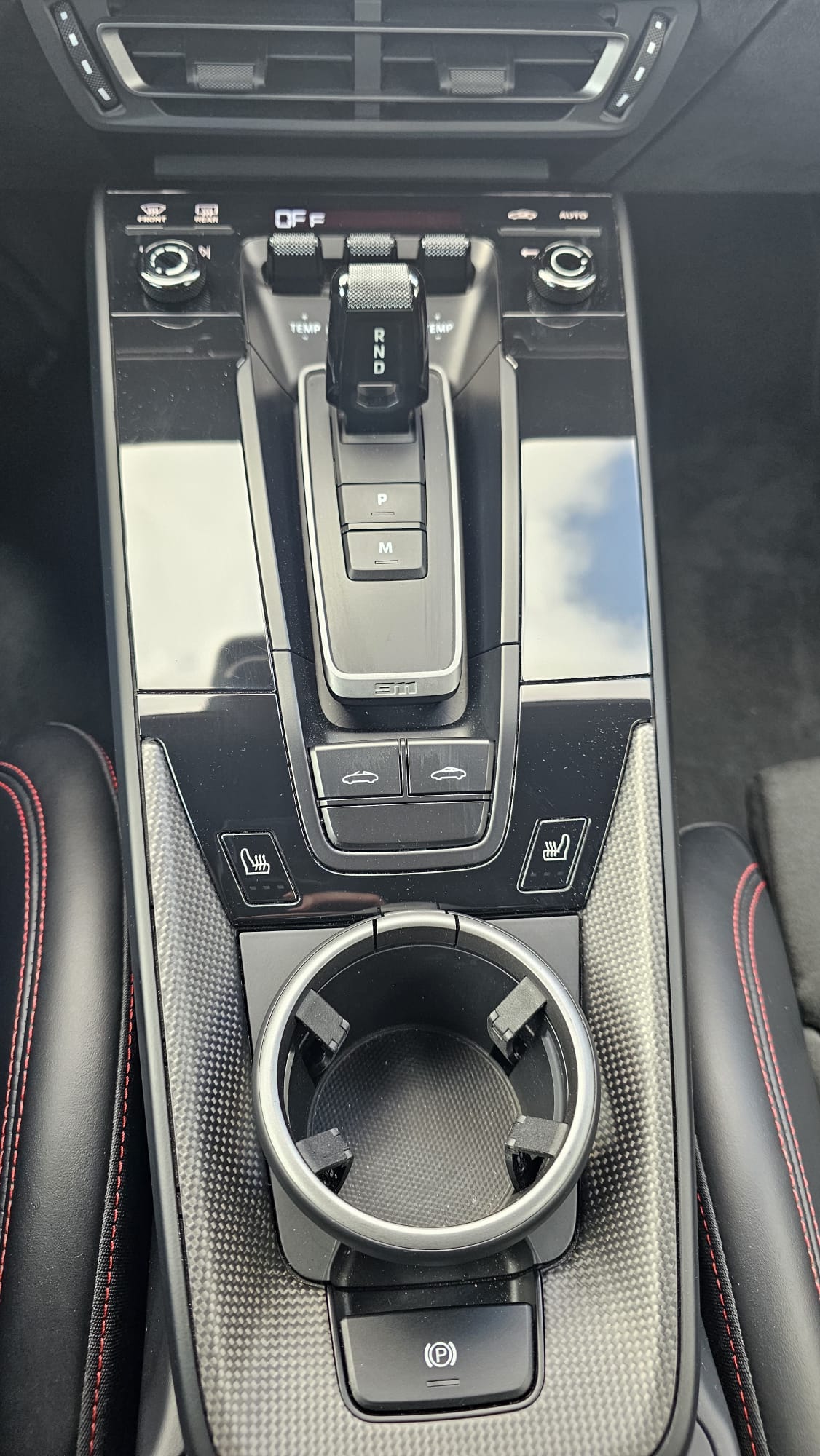 PORSCHE 911 Targa 4 GTS PDK - 19