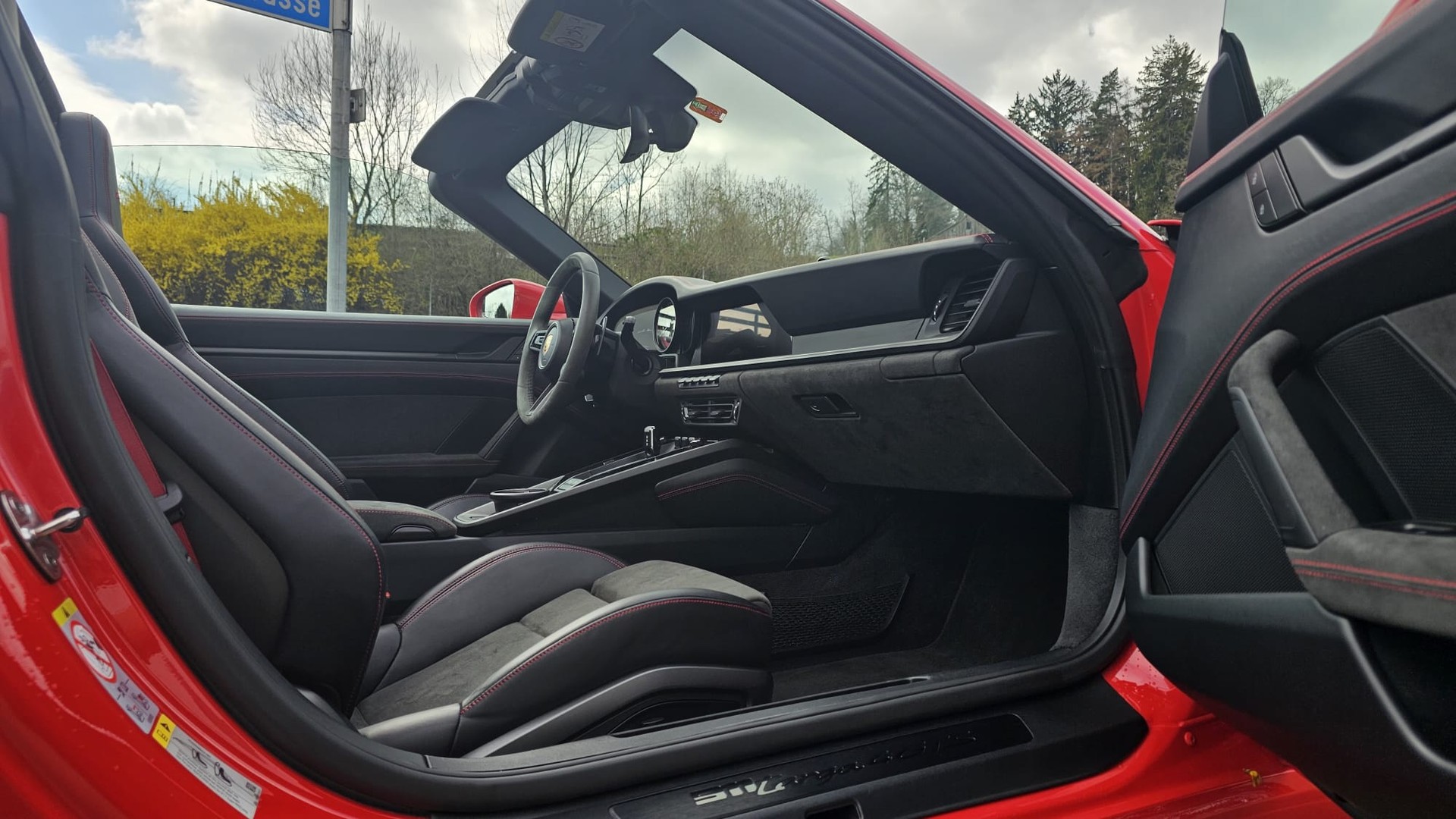 PORSCHE 911 Targa 4 GTS PDK - 12