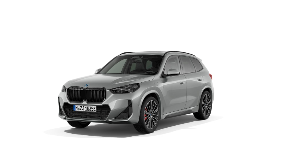 BMW X1 30e xDrive M Sport Pro (CH) AHK ** Spacesilber métallisé ** 📍