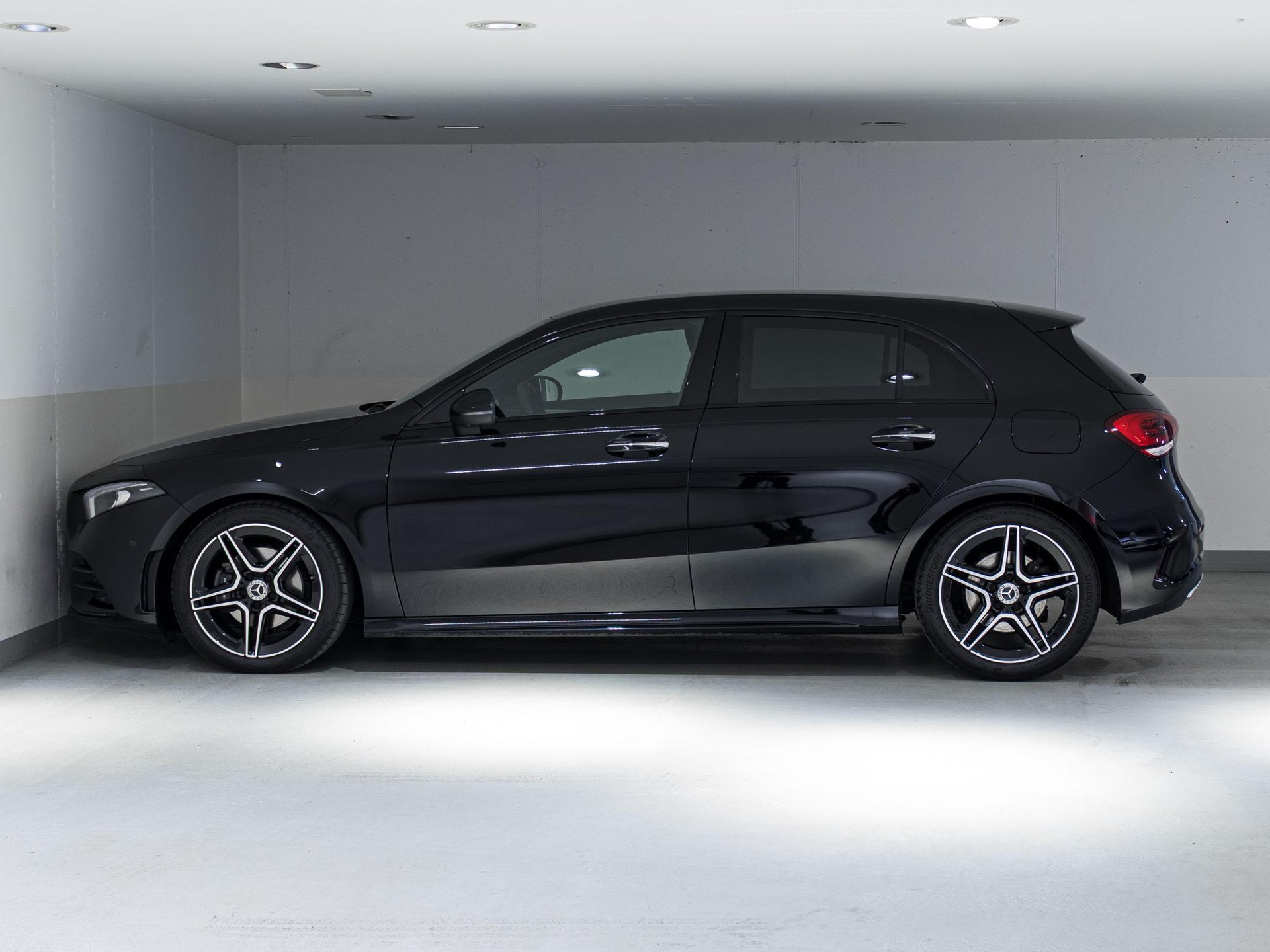 MERCEDES-BENZ A 200 4MATIC - 5