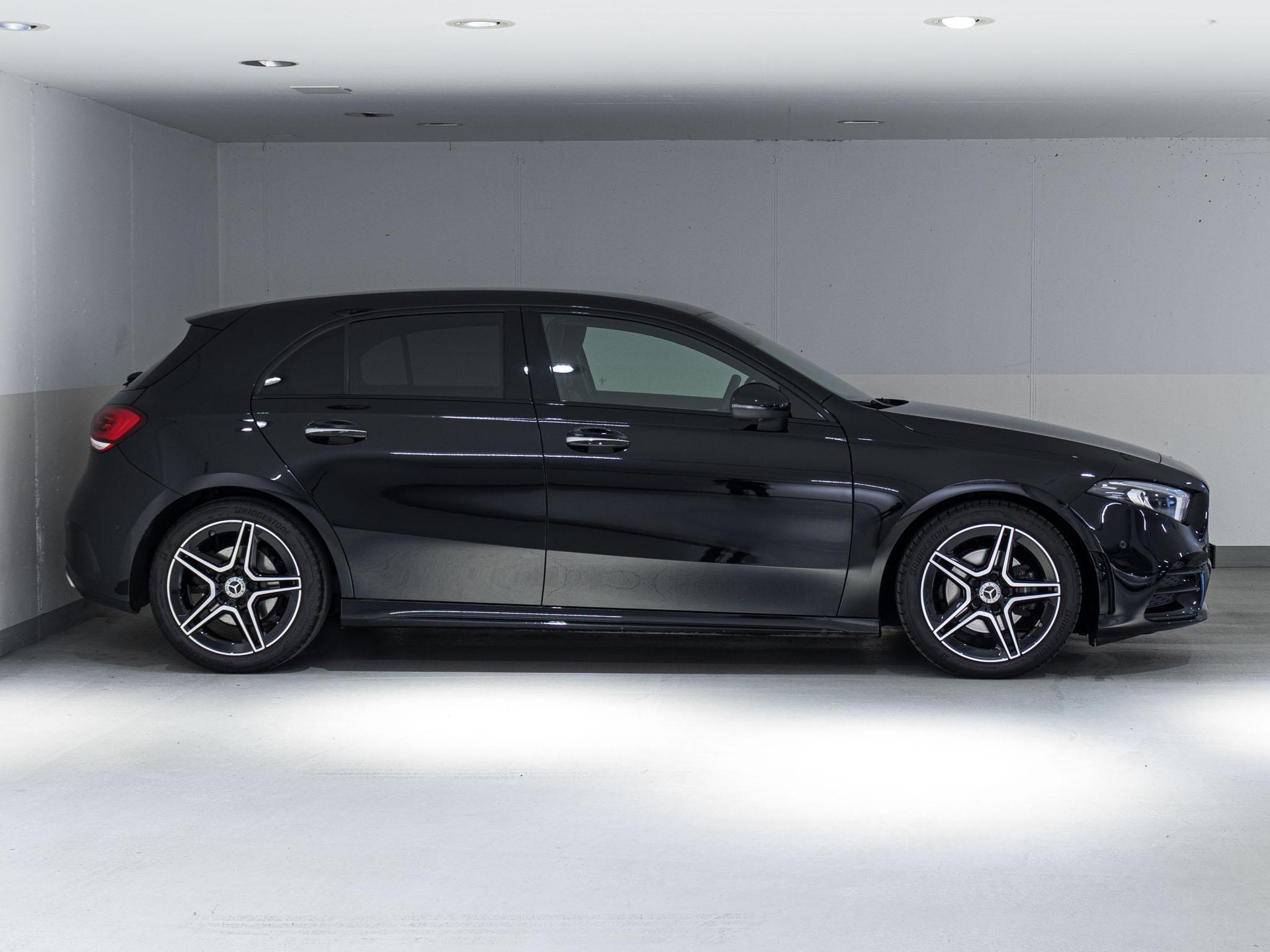 MERCEDES-BENZ A 200 4MATIC - 2
