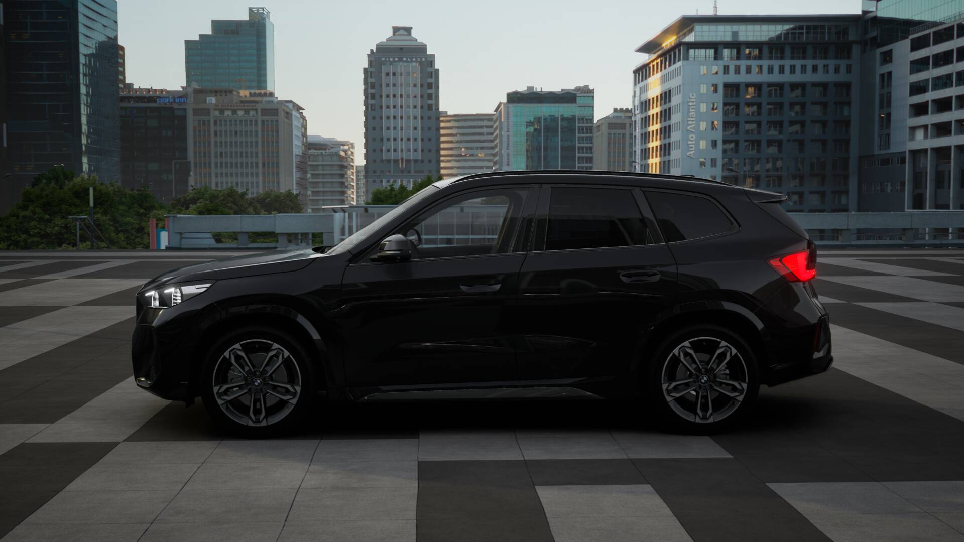 BMW iX1 xDrive 30 Edition M Sport - 4