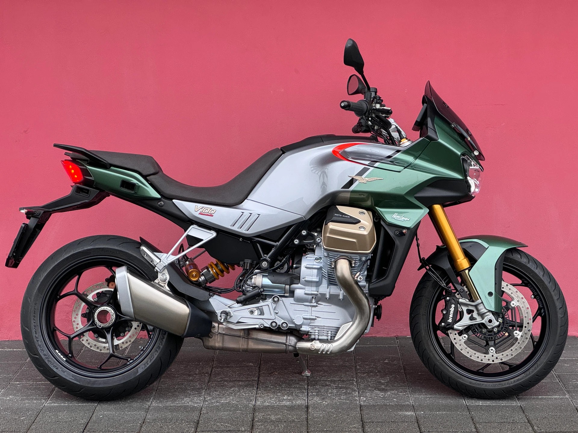 MOTO GUZZI V100 Mandello S - 1