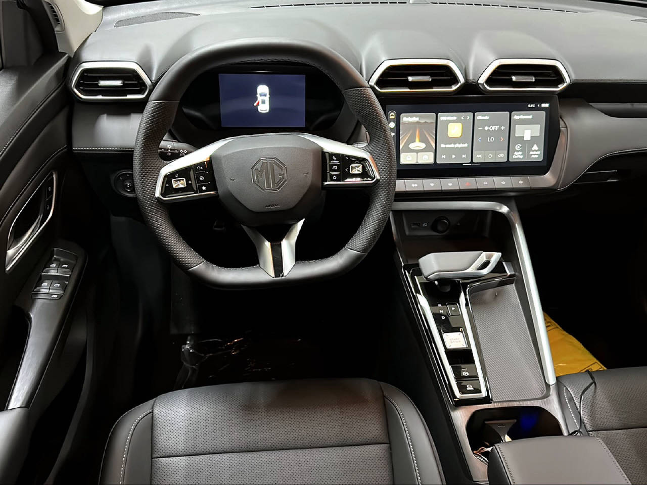 MG ZS 1.5 Hybrid+ Luxury - 10