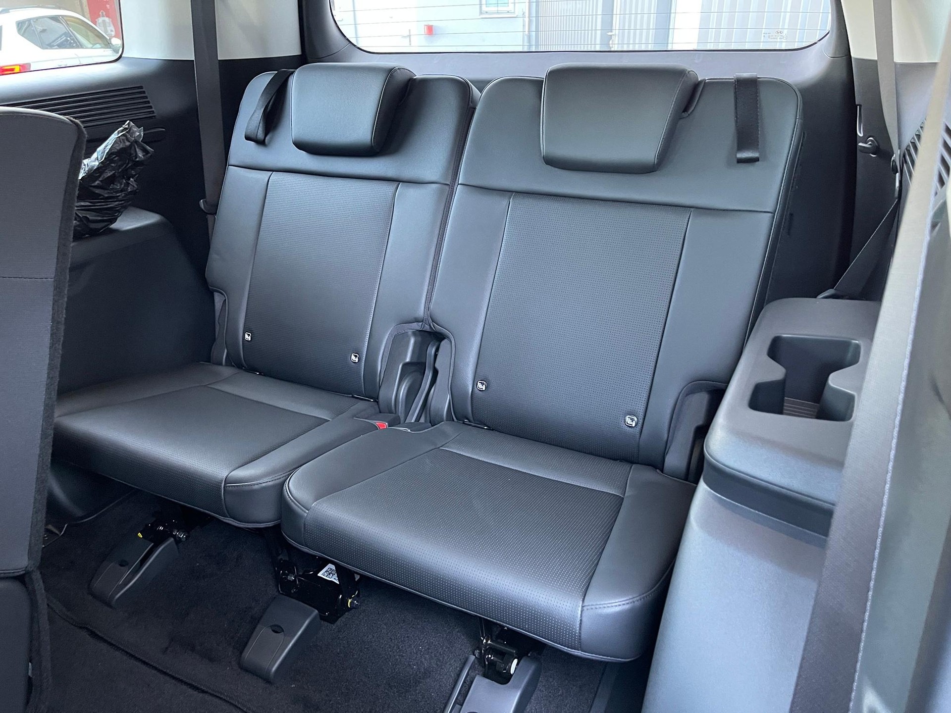 HYUNDAI Santa Fe 1.6 T-GDi PHEV Calligraphy Swiss Edition - 6