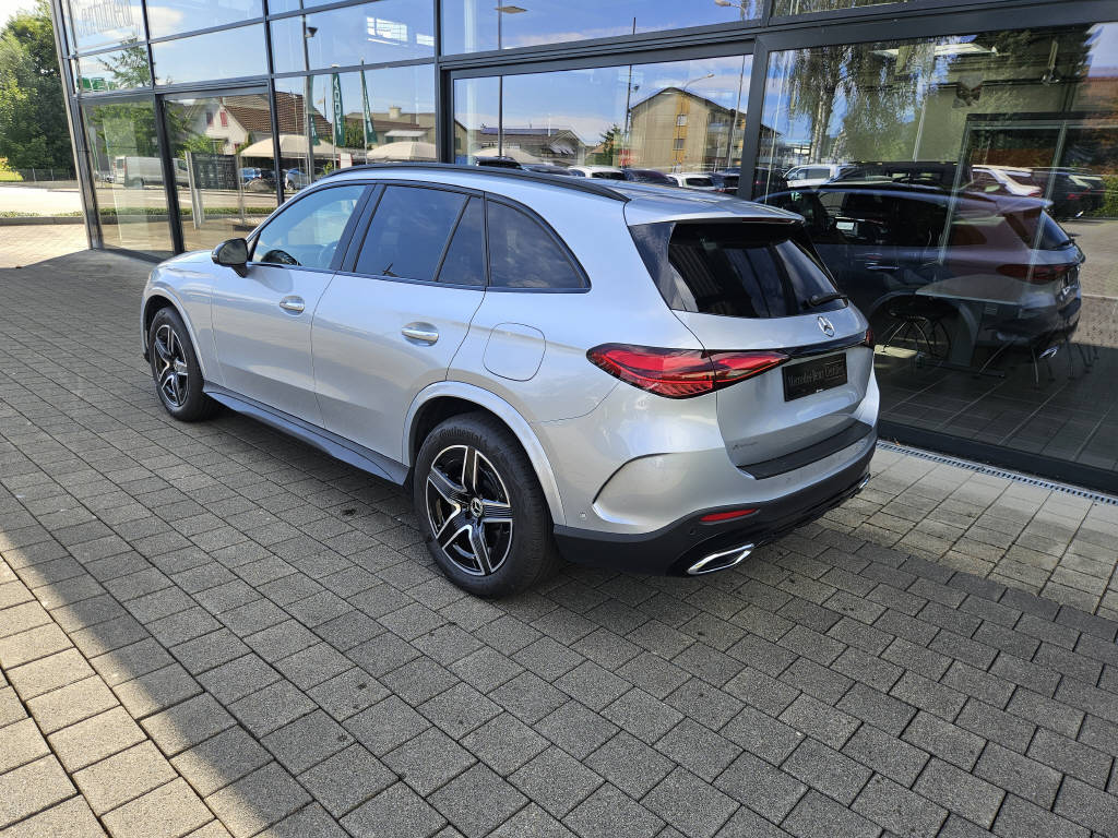 MERCEDES-BENZ GLC 300 e 4Matic AMG Line - 3