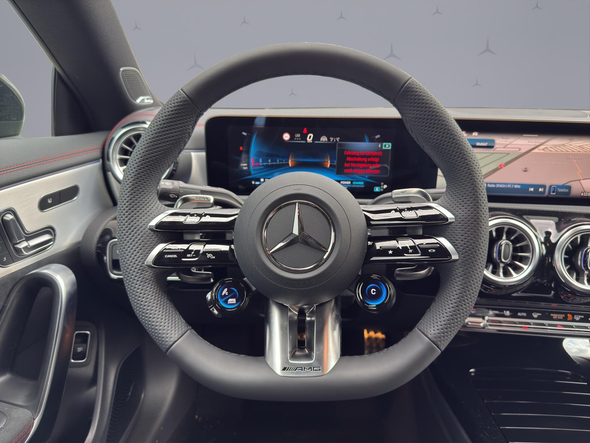 MERCEDES-BENZ CLA 35 AMG 4matic - 11