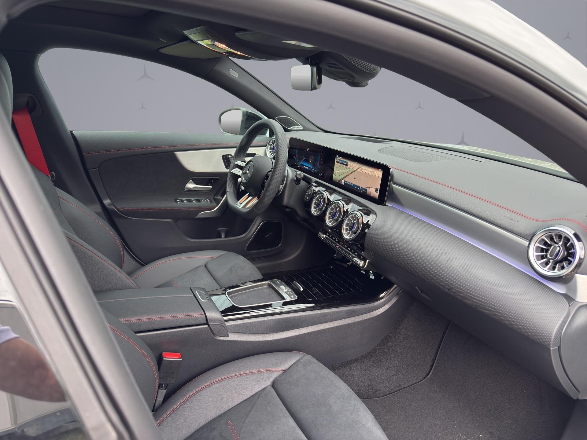 MERCEDES-BENZ CLA 35 AMG 4matic - 16