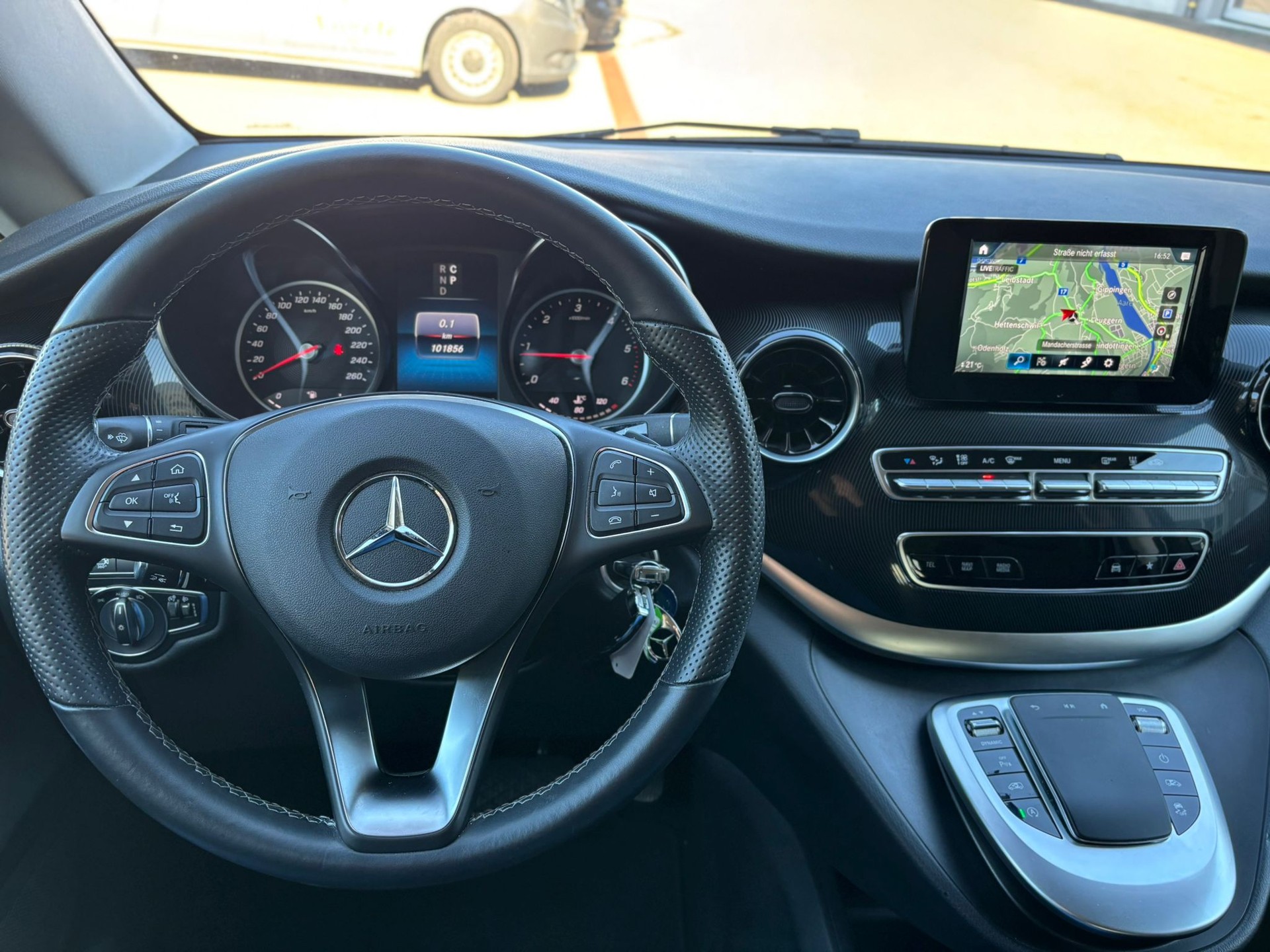 MERCEDES-BENZ V 220d kurz Van 4Matic - 13