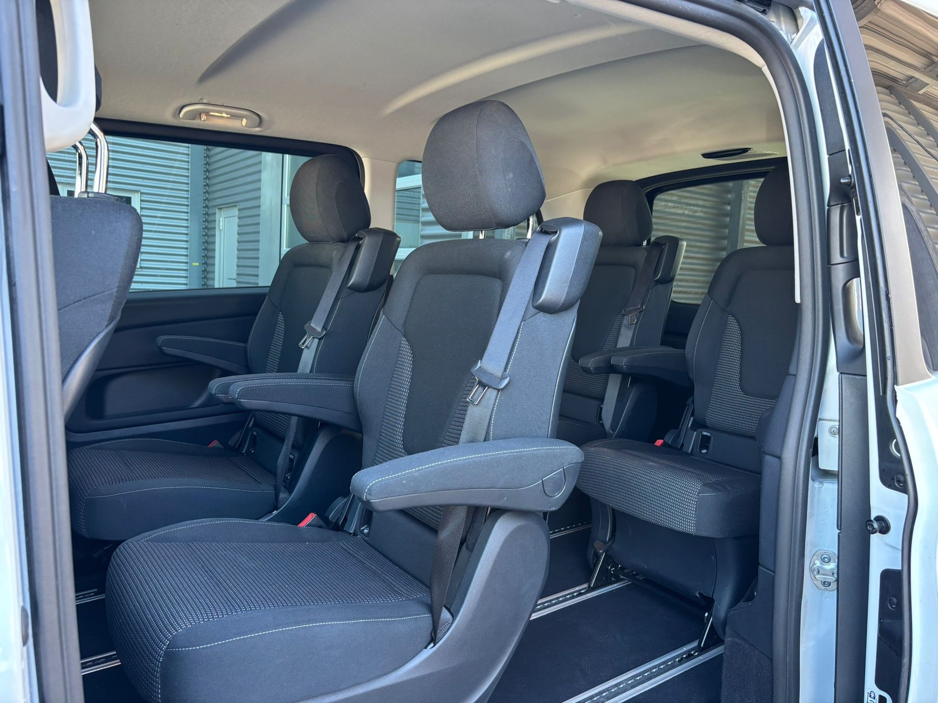 MERCEDES-BENZ V 220d kurz Van 4Matic - 8