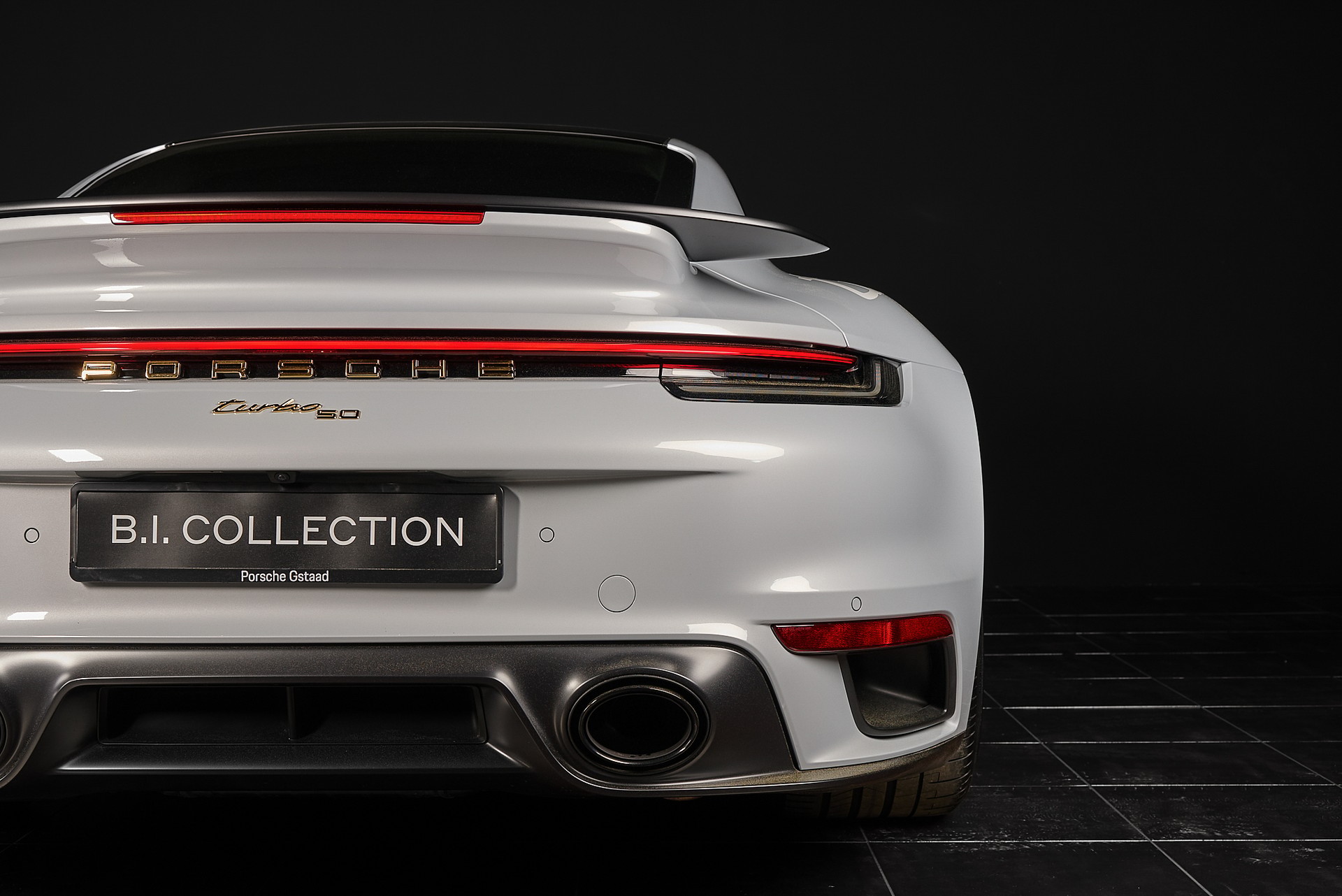 PORSCHE 911 Turbo 50 Jahre - 13