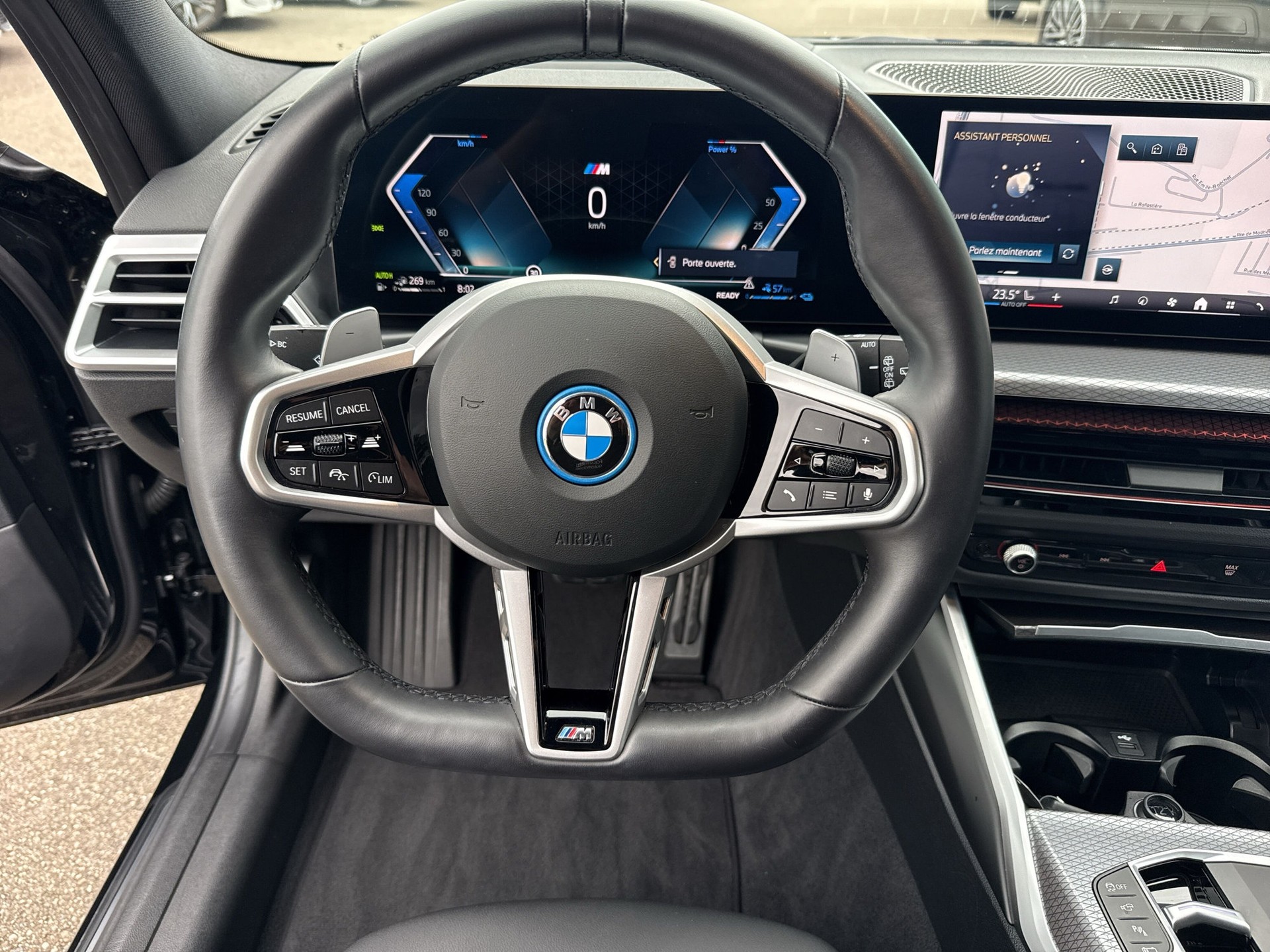 BMW 330e x DriveTouring Steptronic M Sport - 12