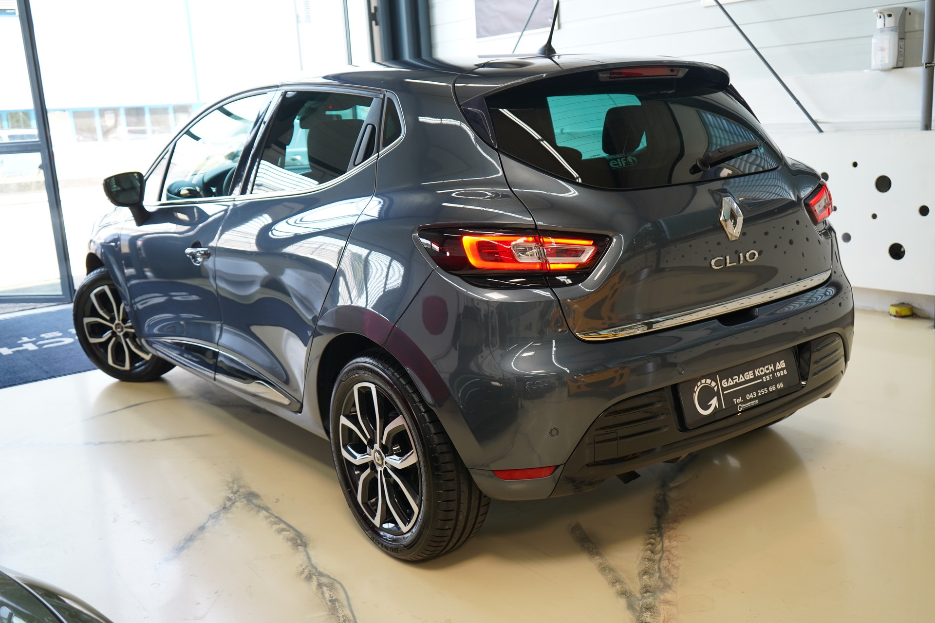 RENAULT Clio 0.9 12V Intens - 5