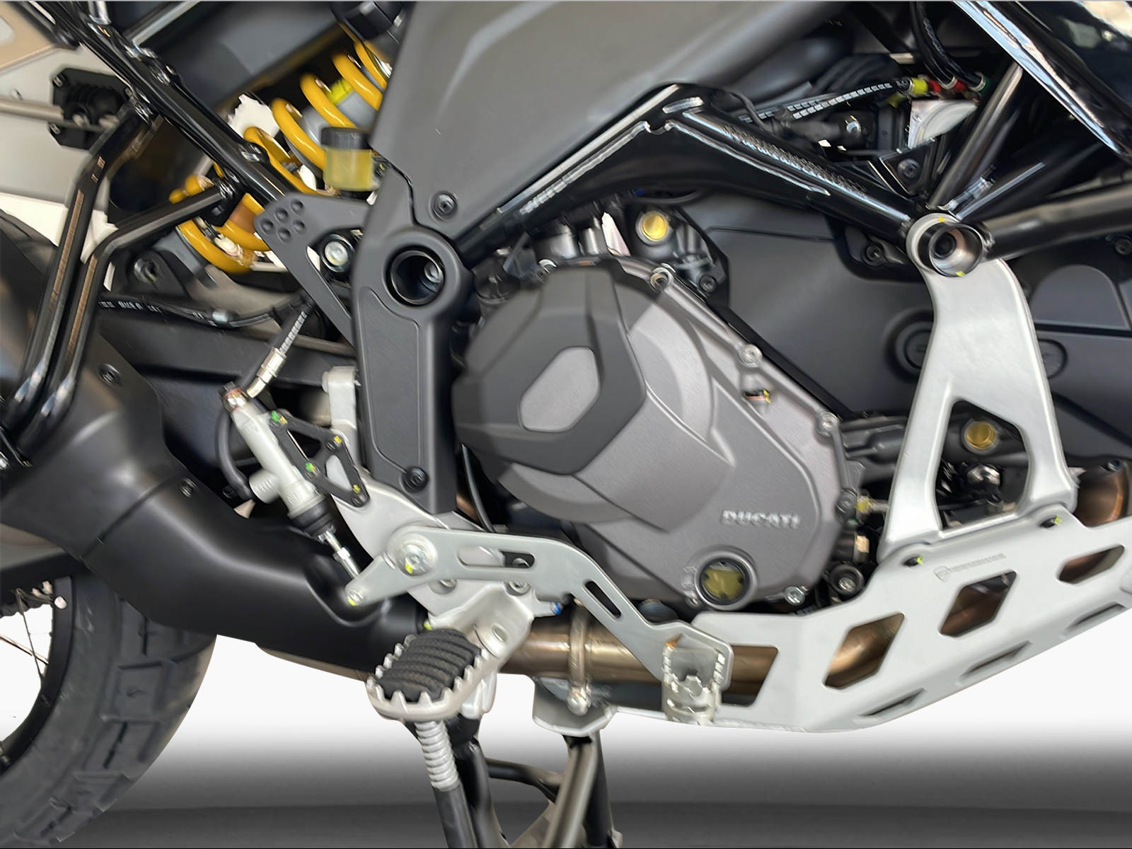 DUCATI 937 Desert X Discovery ABS - 9