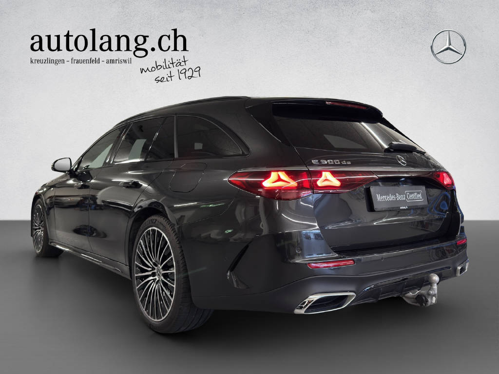 MERCEDES-BENZ E 300 de AMG Line 4Matic T-Modell - 3