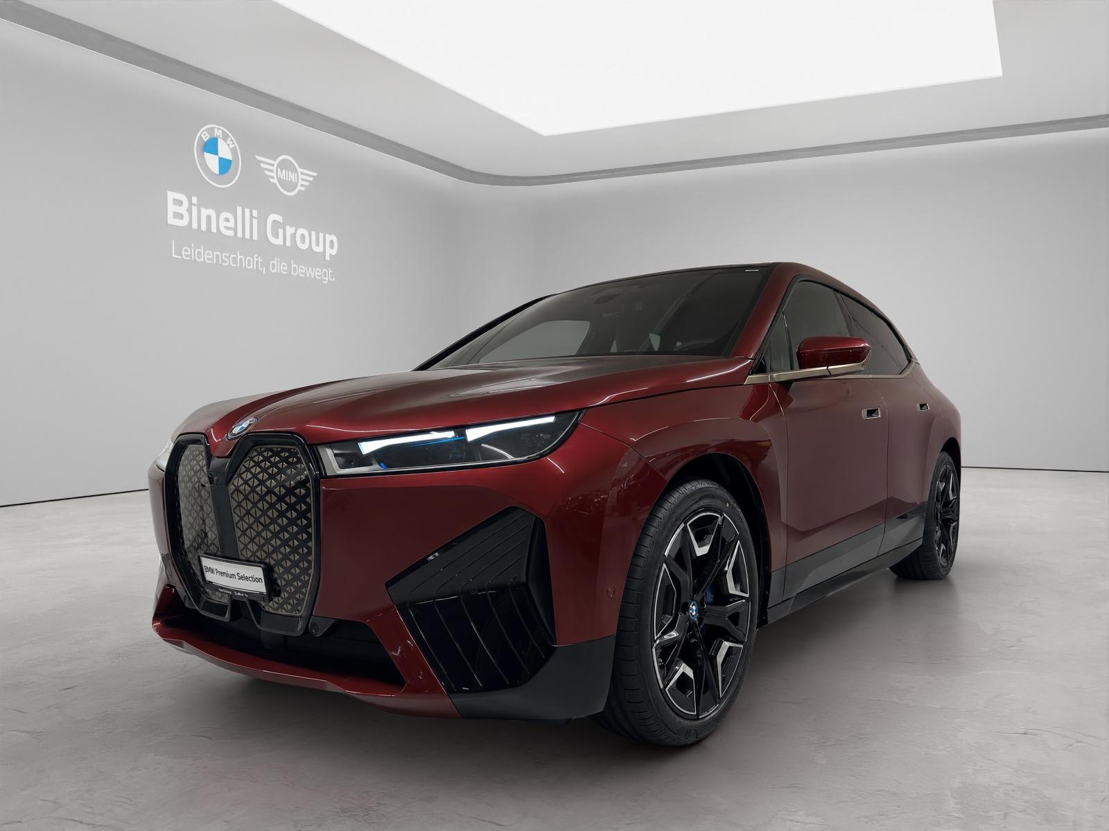 iX xDrive40