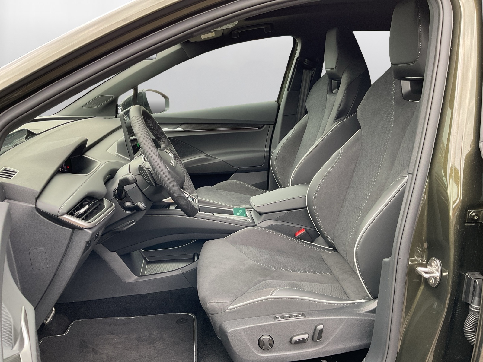 SKODA Enyaq 85x Sportline 4x4 - 10