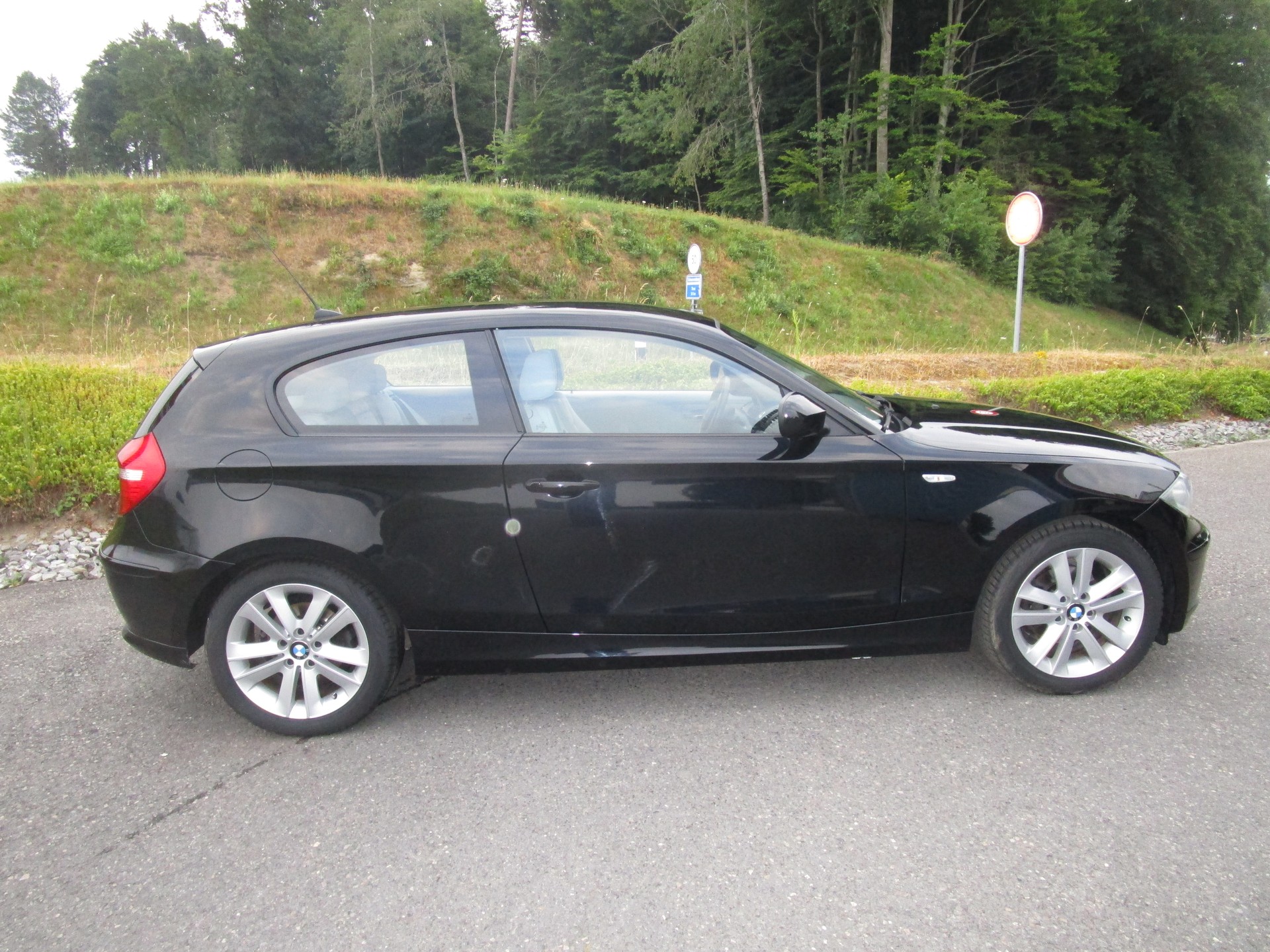 BMW 116i Dynamic Edition - 3