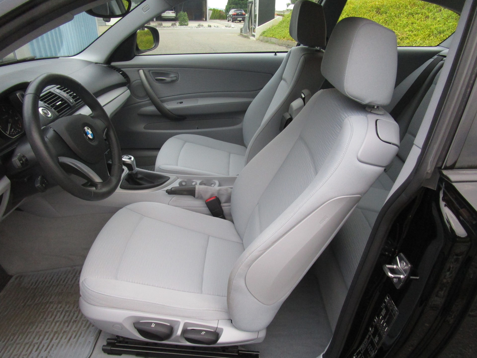 BMW 116i Dynamic Edition - 9