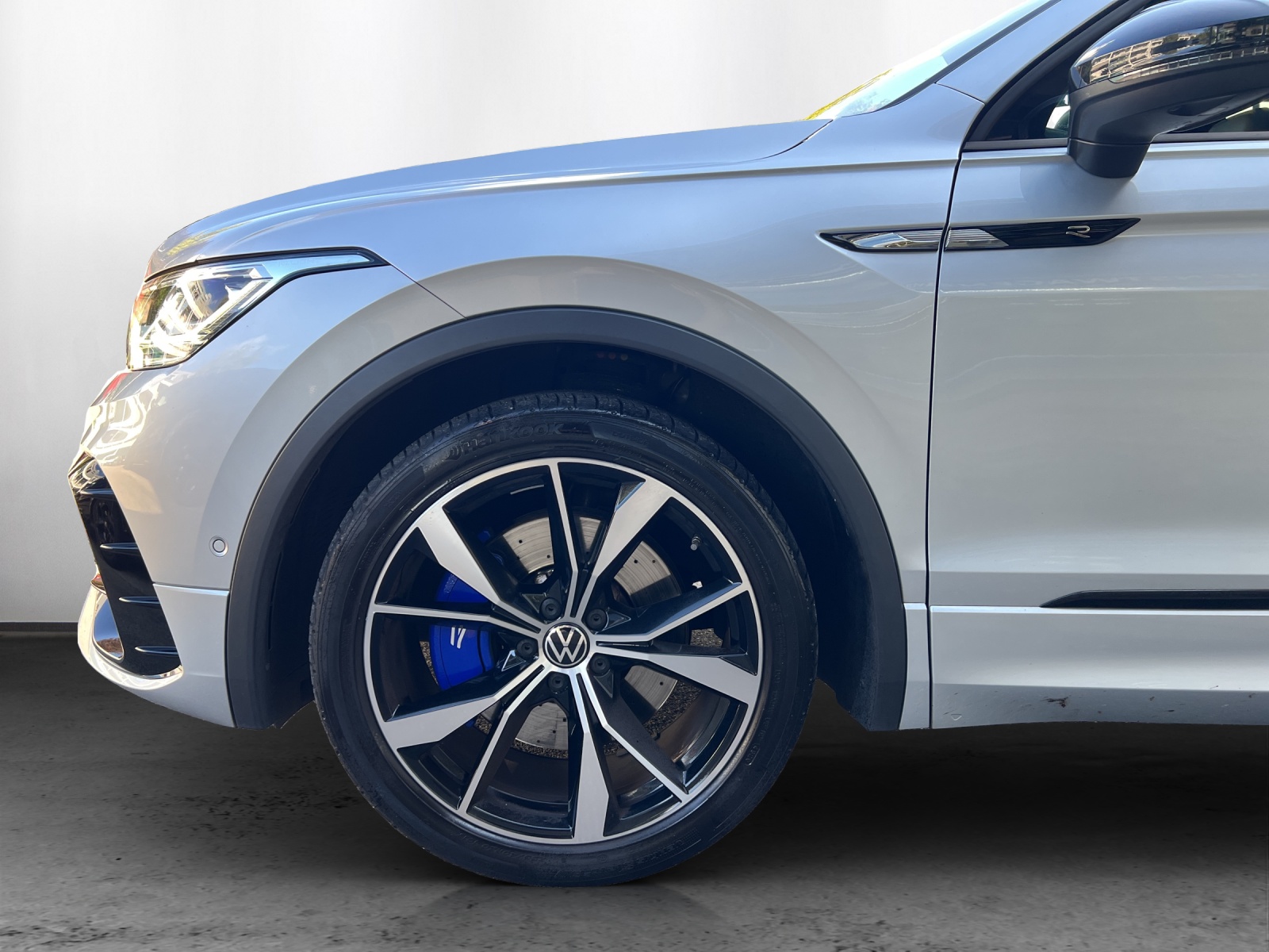 VW Tiguan 2.0TSI R 4Motion DSG - 13