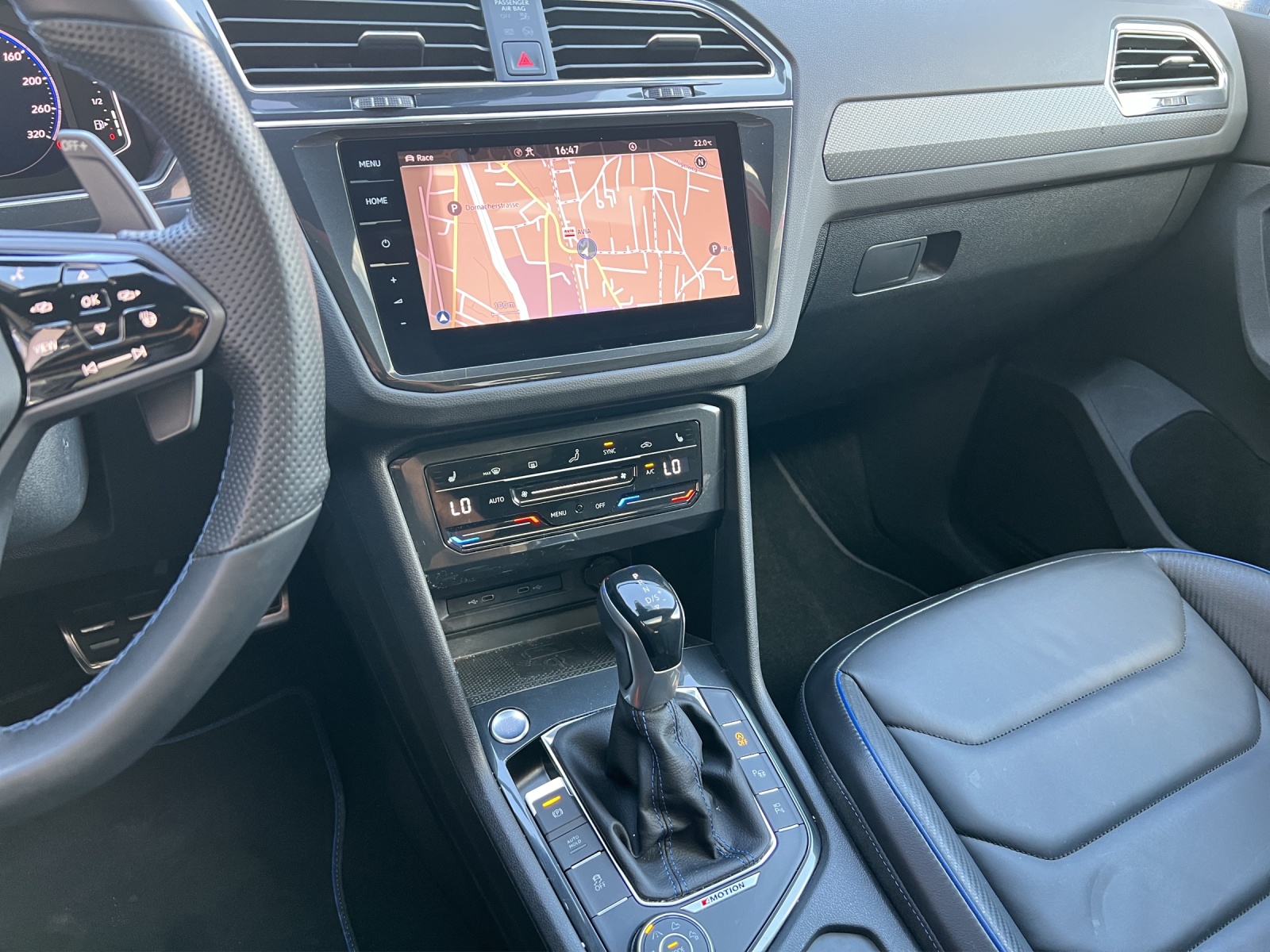 VW Tiguan 2.0TSI R 4Motion DSG - 9
