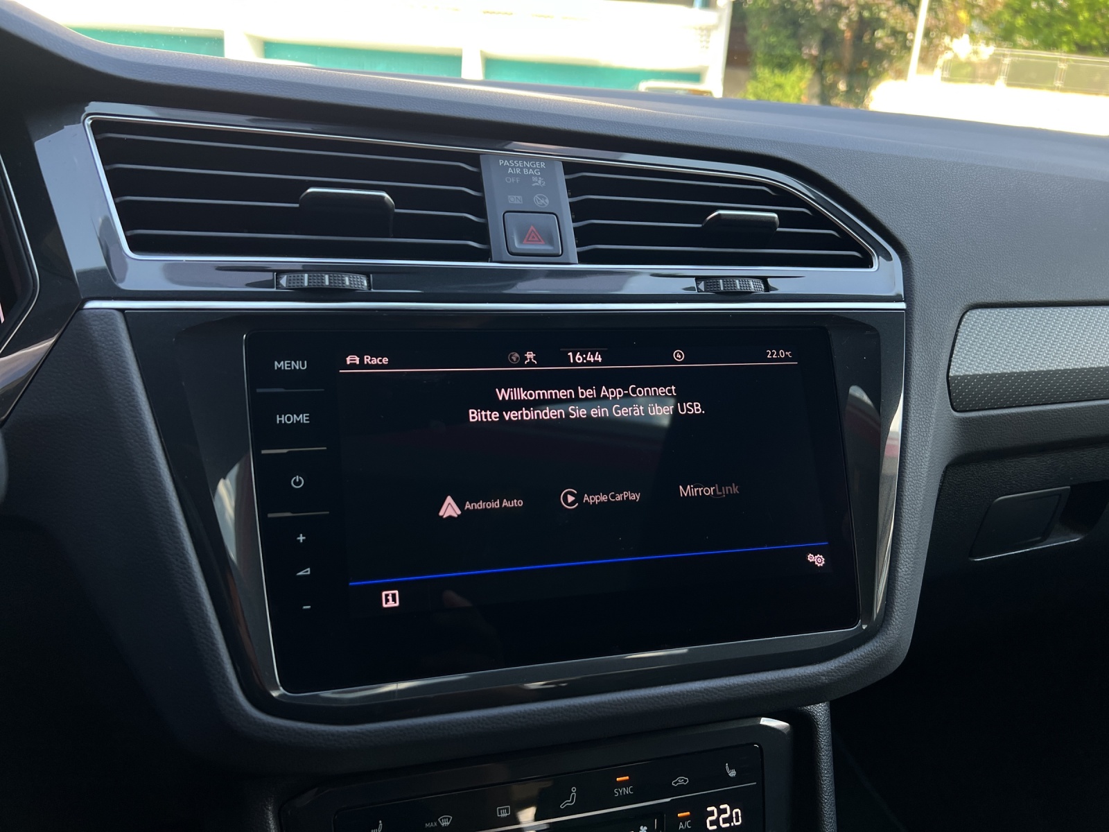 VW Tiguan 2.0TSI R 4Motion DSG - 18