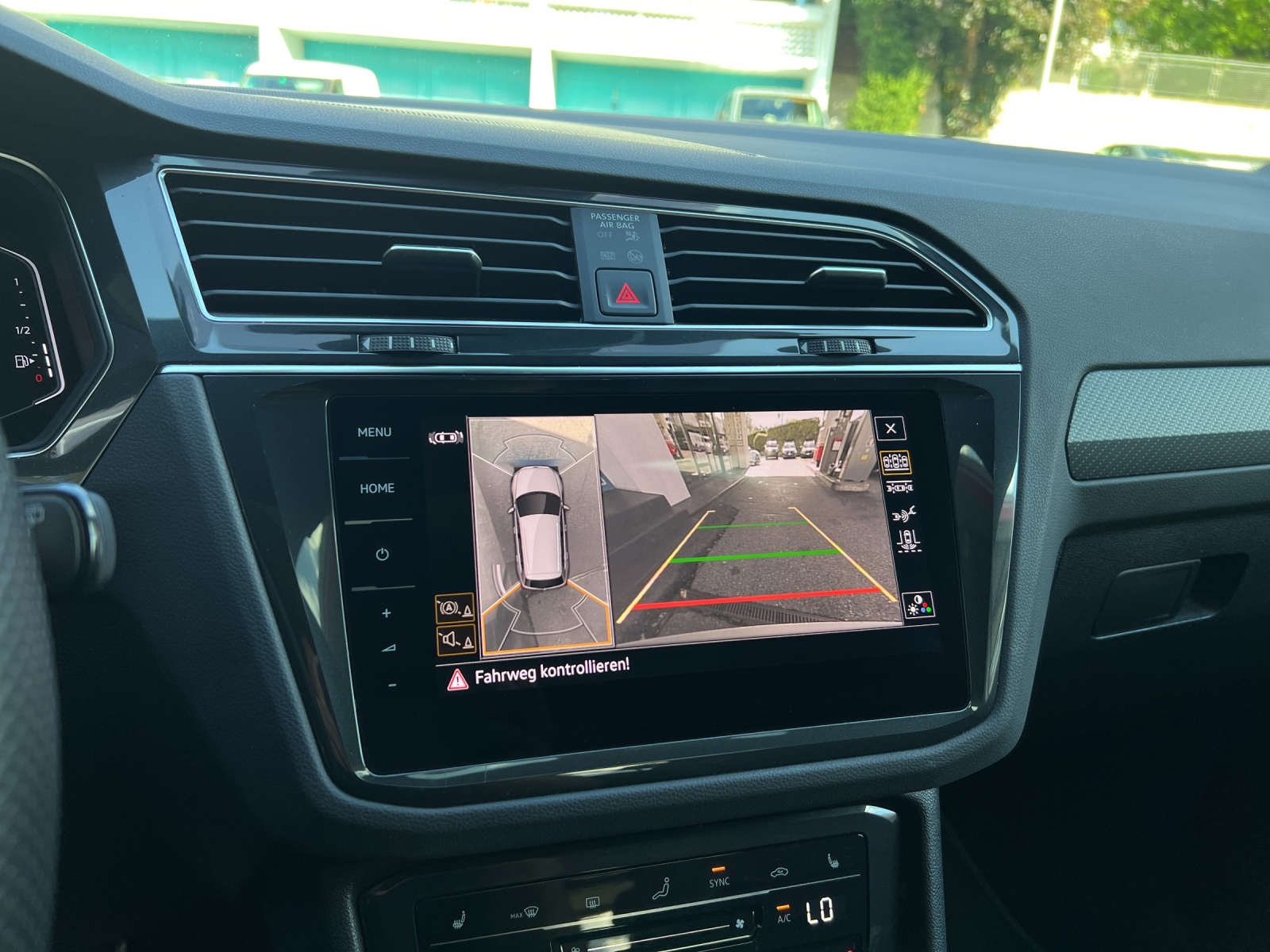 VW Tiguan 2.0TSI R 4Motion DSG - 17