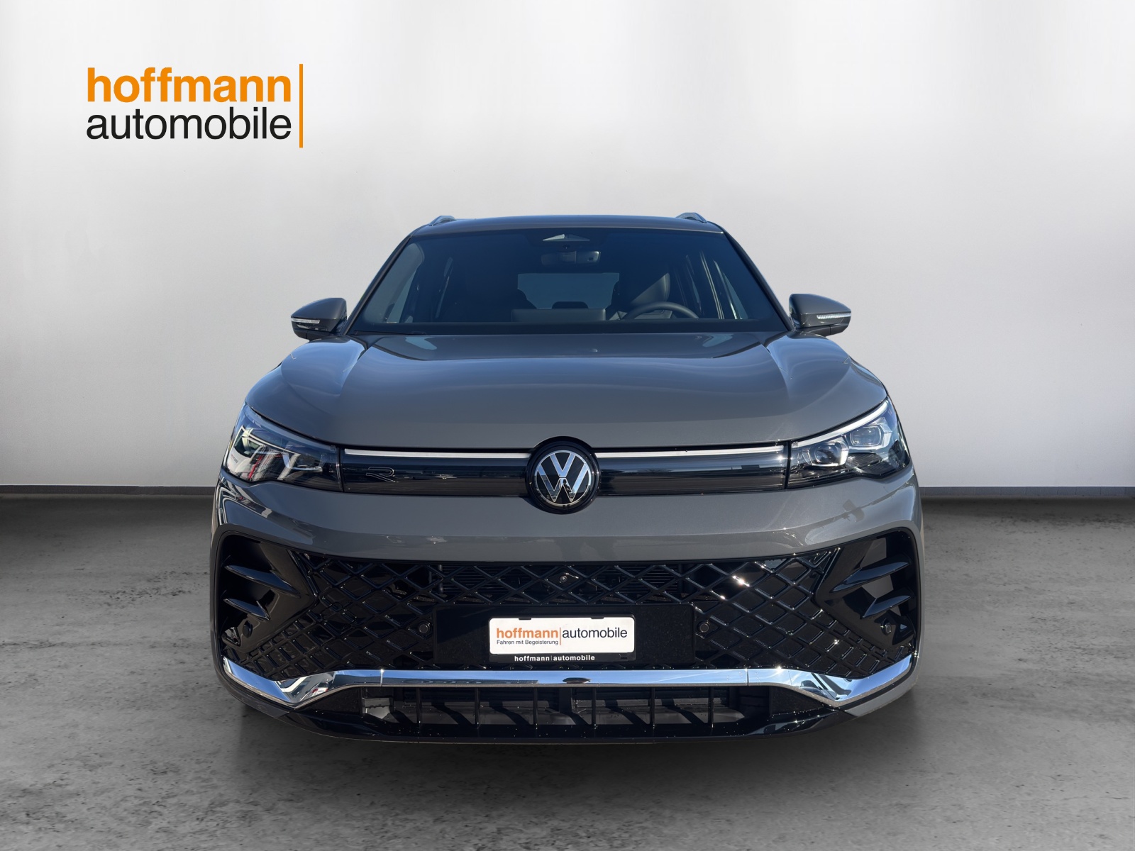 VW Tiguan 2.0 TSI DSG R-Line United 4Motion - 2