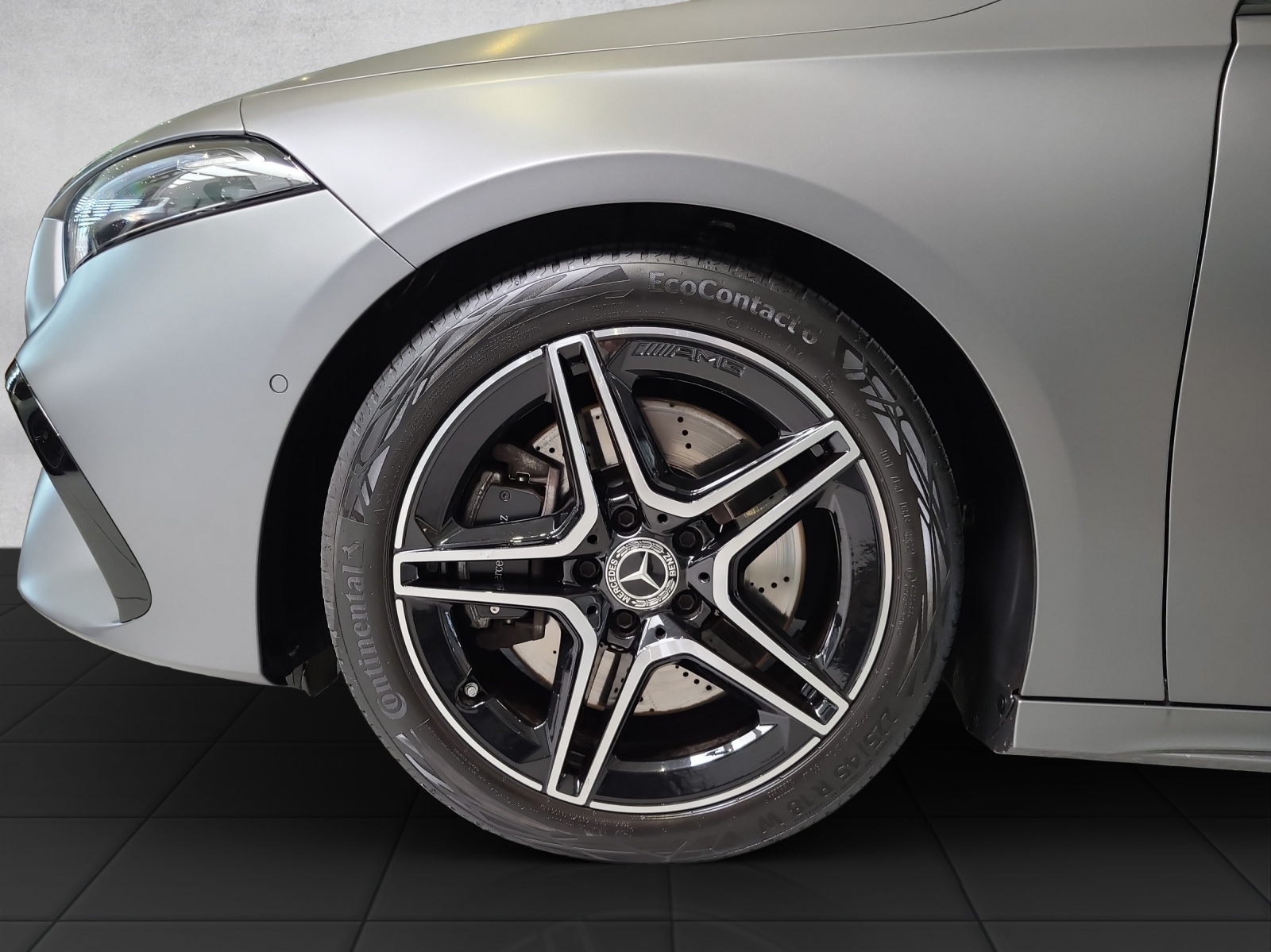 MERCEDES-BENZ A 250 4Matic AMG Line 7G-DCT - 10
