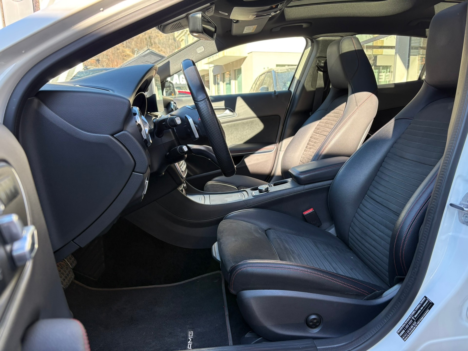 MERCEDES-BENZ GLA 220 AMG Line 4Matic - 7