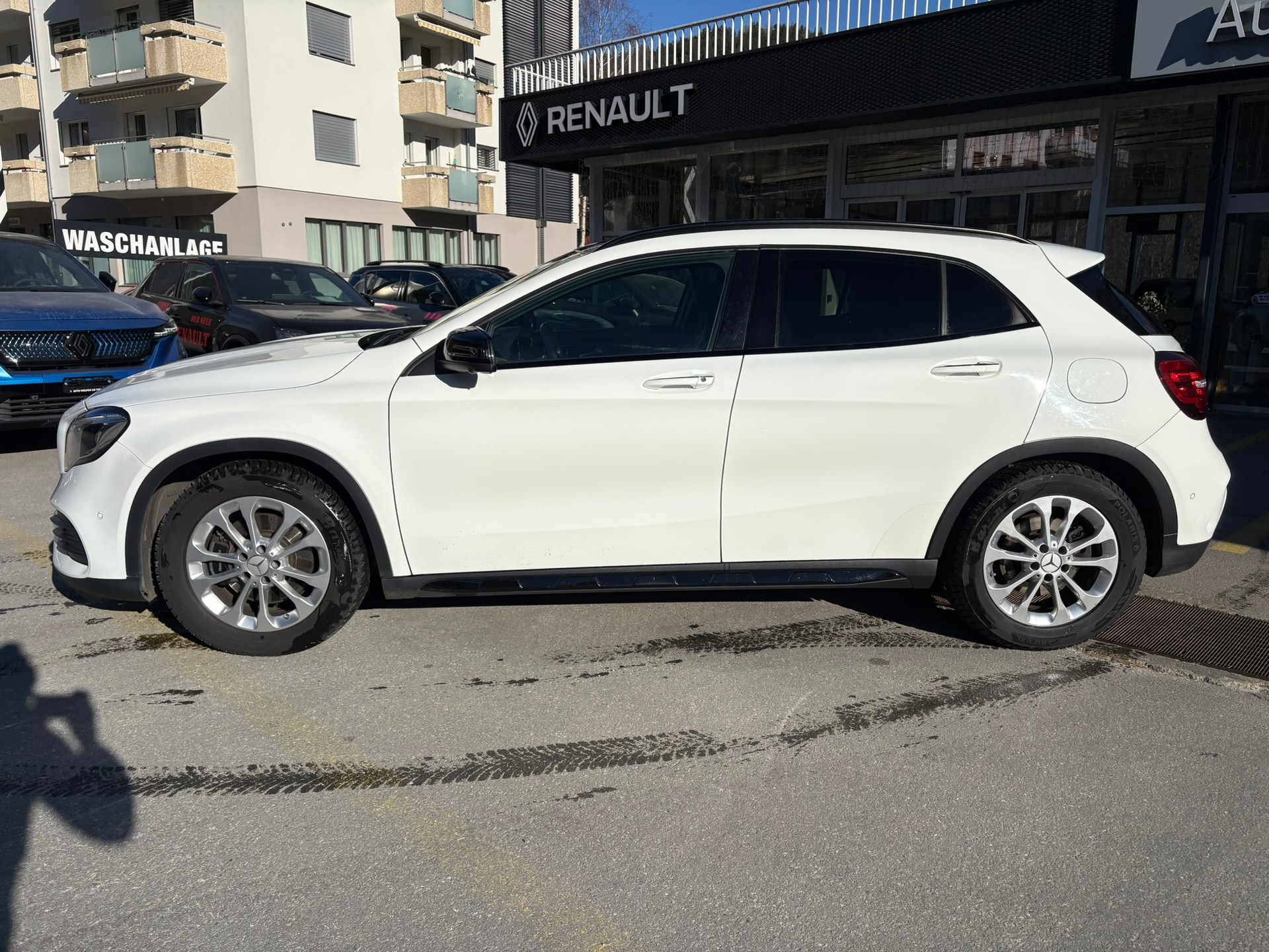 MERCEDES-BENZ GLA 220 AMG Line 4Matic - 6