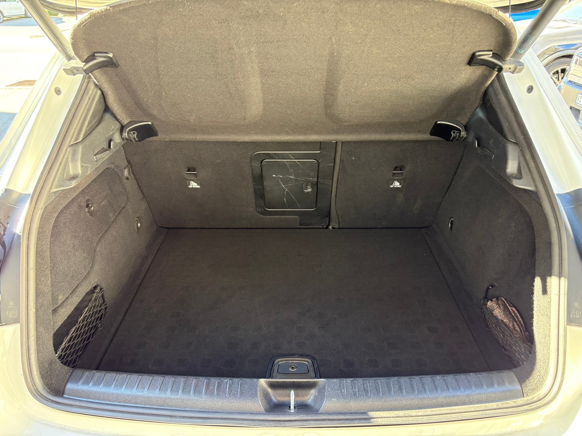 MERCEDES-BENZ GLA 220 AMG Line 4Matic - 12