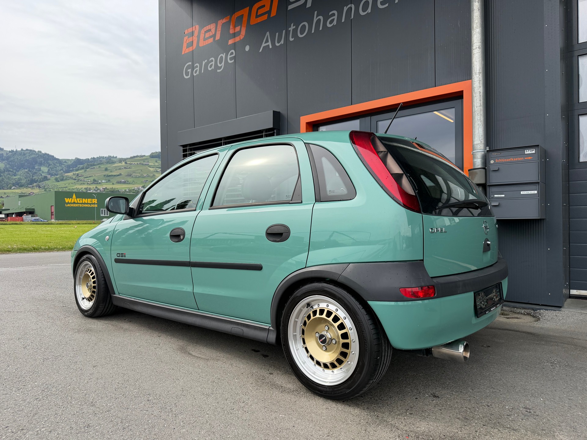 OPEL Corsa 1.4 16V Comfort - 4