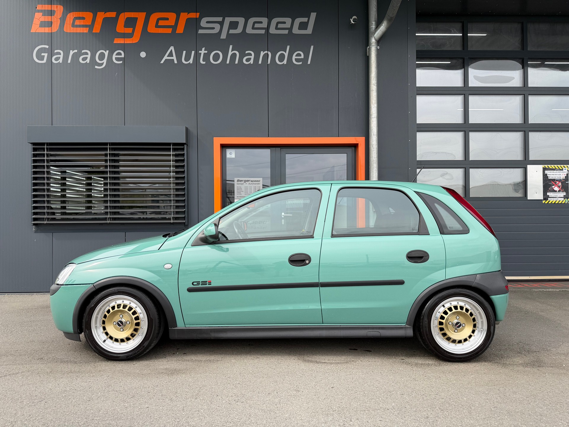 OPEL Corsa 1.4 16V Comfort - 2
