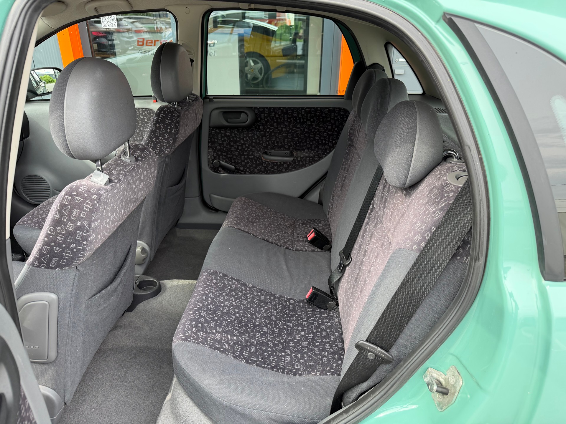 OPEL Corsa 1.4 16V Comfort - 9