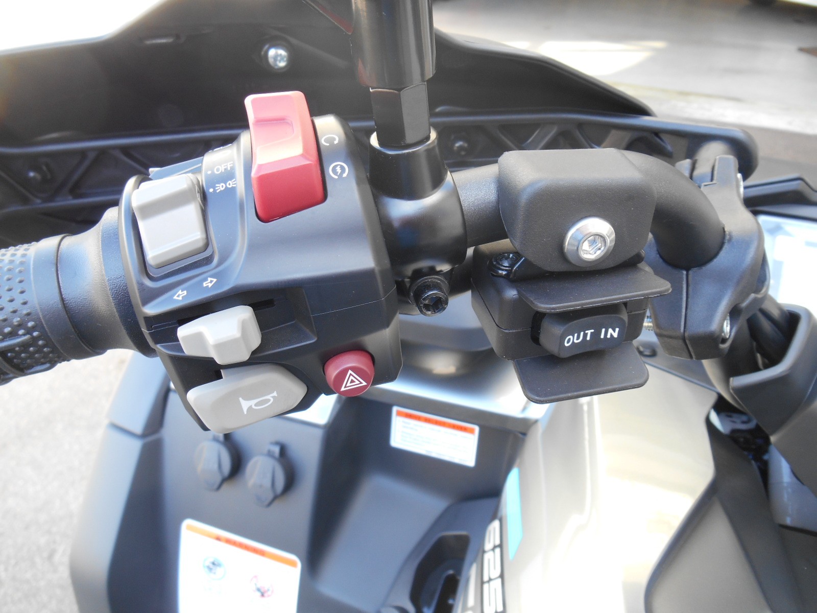 CF MOTO C Force 625 DLXEPS 4x4 - 12