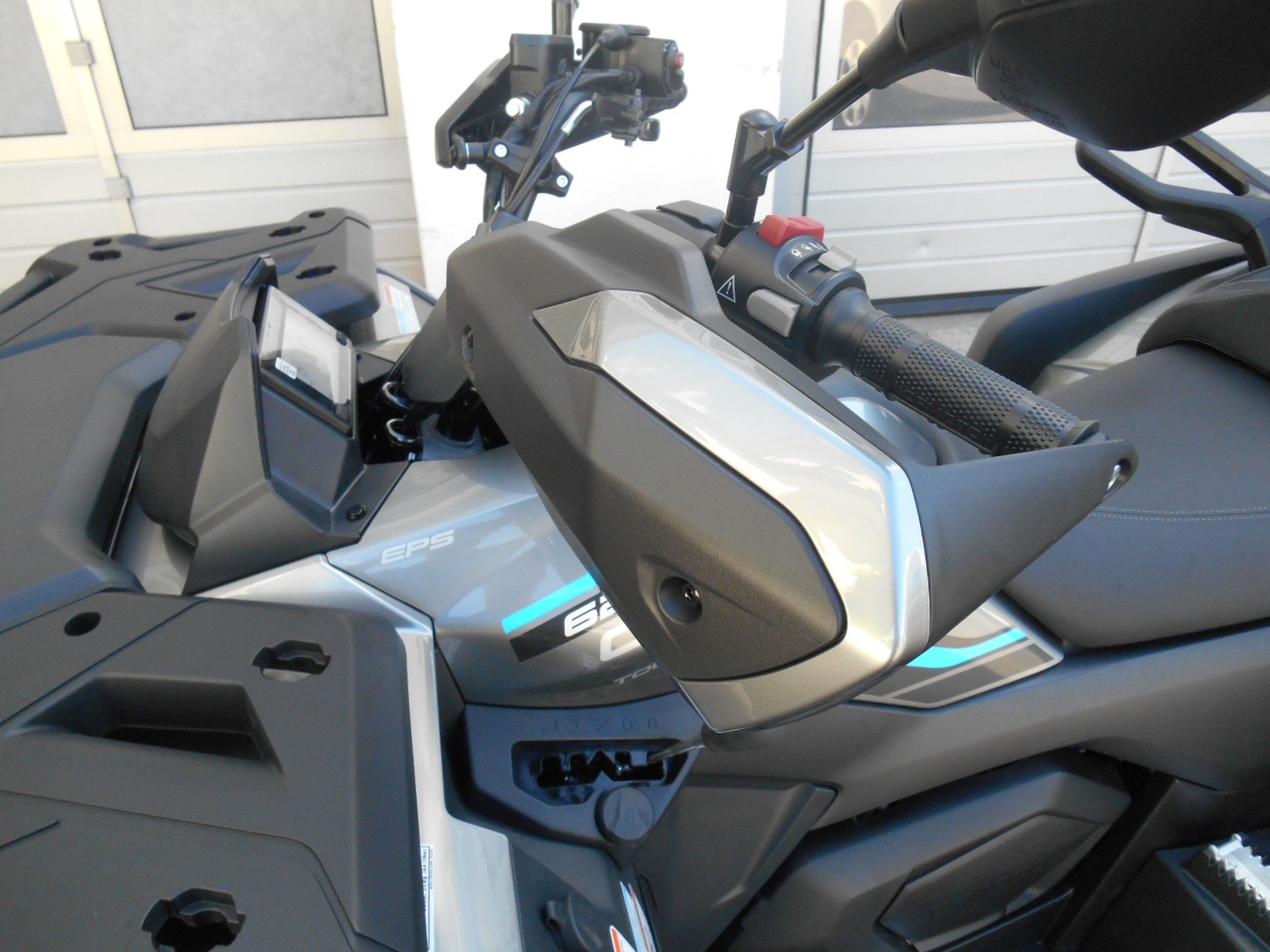 CF MOTO C Force 625 DLXEPS 4x4 - 6
