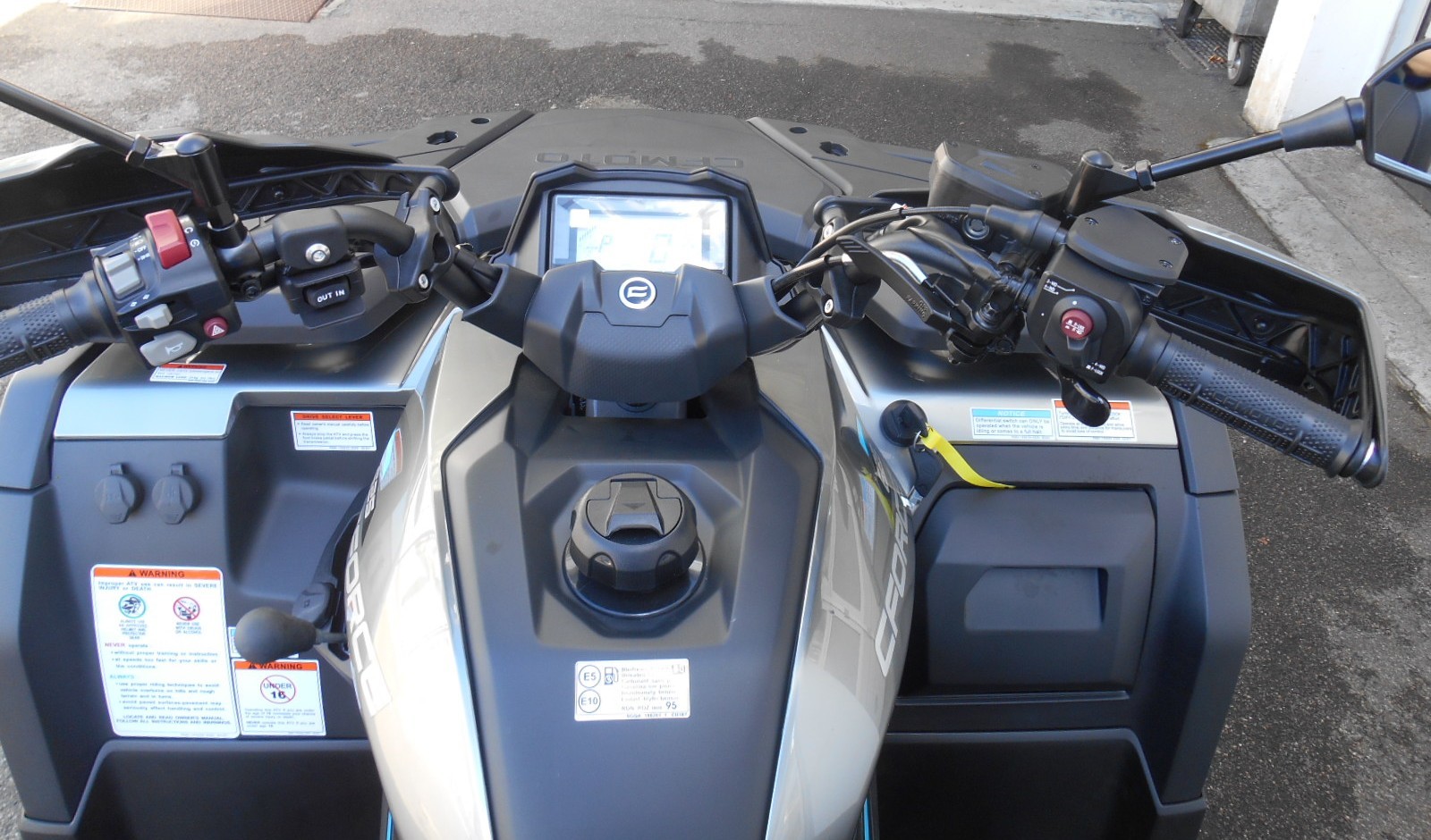 CF MOTO C Force 625 DLXEPS 4x4 - 10
