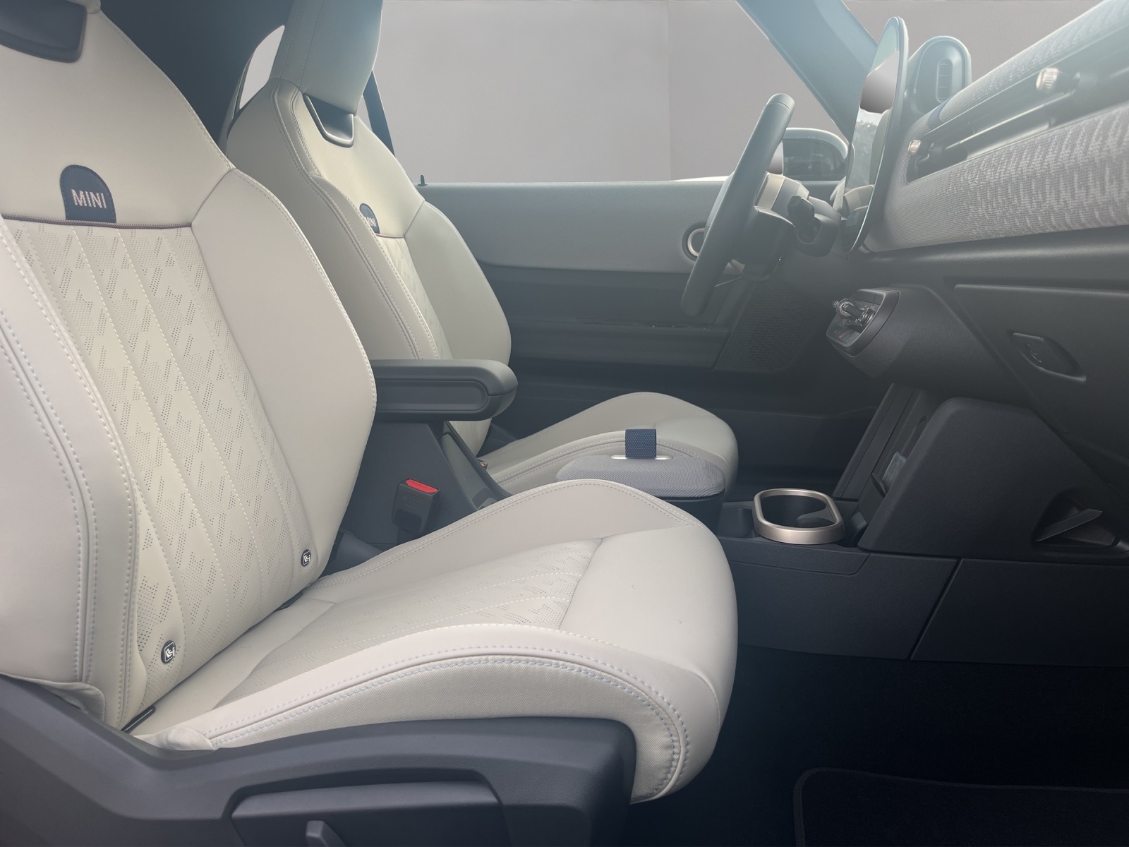 MINI Cooper S Cabriolet DKG - 11