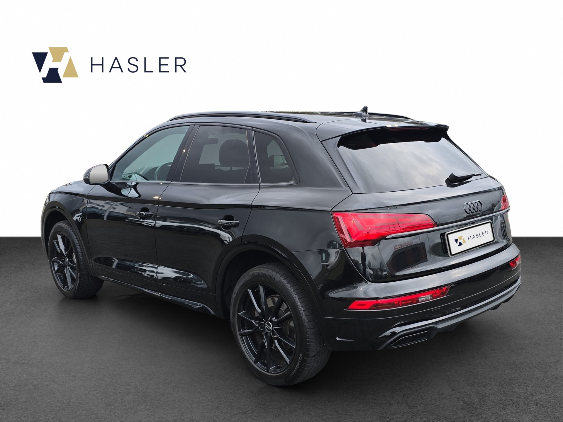 AUDI Q5 40 TDI Black Edition quattro S-tronic - 4