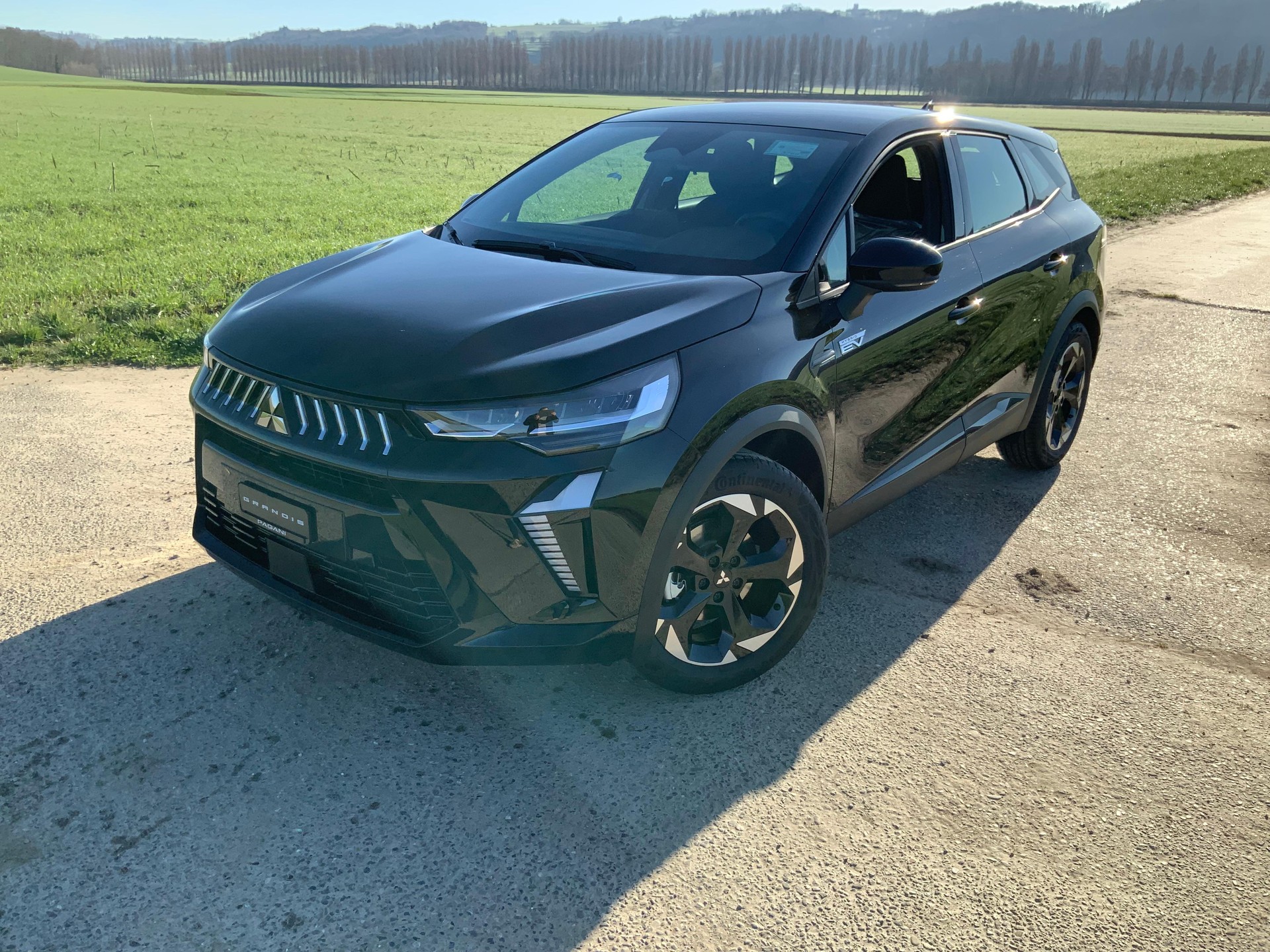 MITSUBISHI Grandis 1.8 HEV Invite+