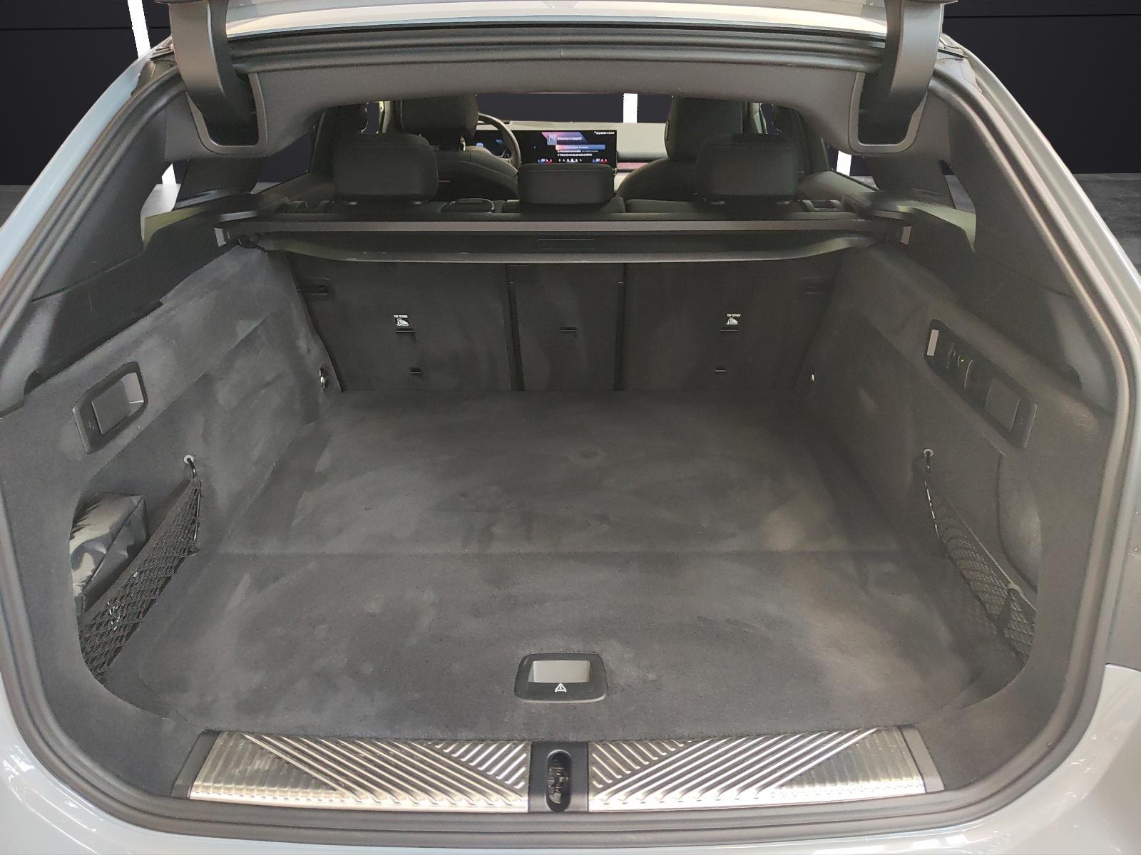 Fahrzeugbild 13