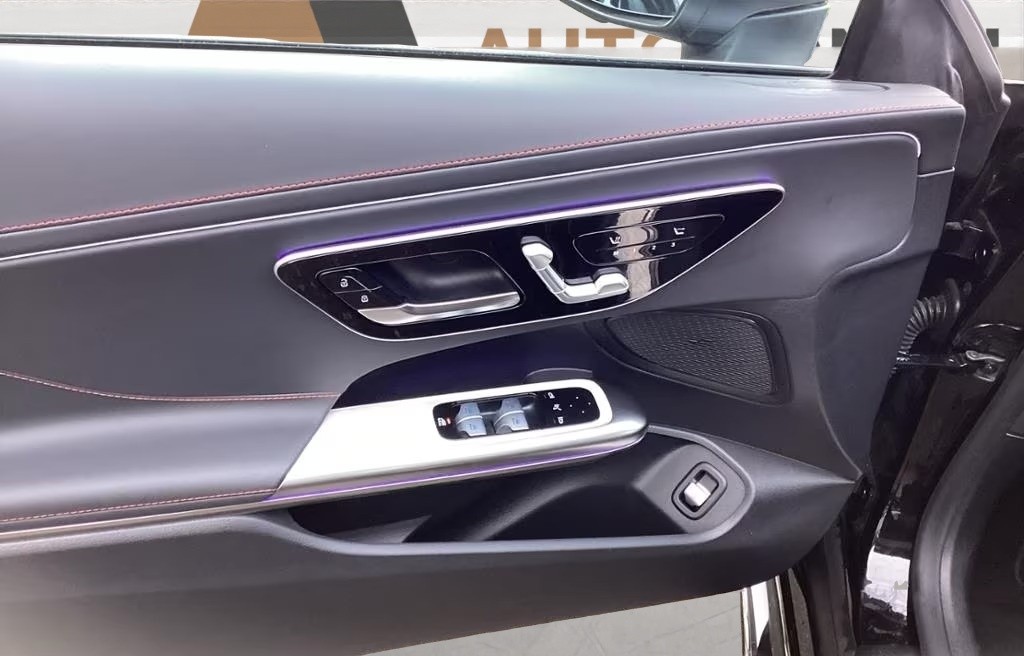 MERCEDES-BENZ CLE 53 AMG 4matic+ Cabriolet AHK - 11