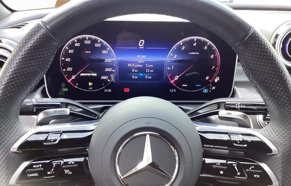MERCEDES-BENZ CLE 53 AMG 4matic+ Cabriolet AHK - 17
