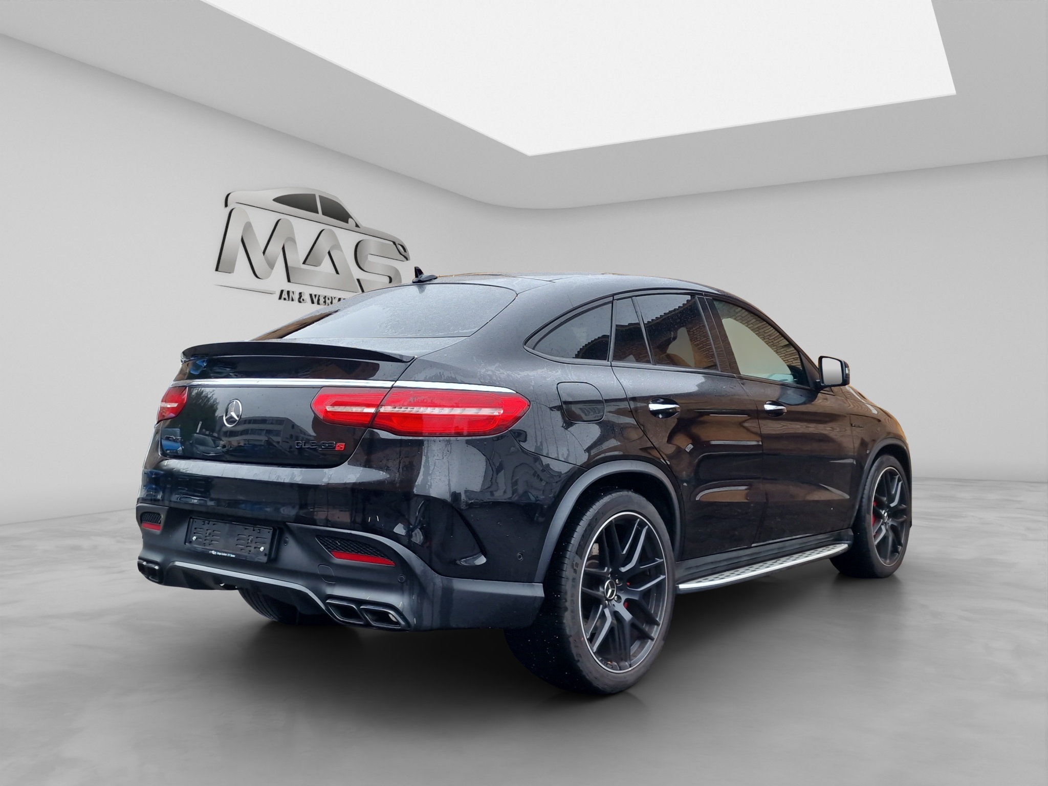 MERCEDES-BENZ GLE 63 AMG 6
