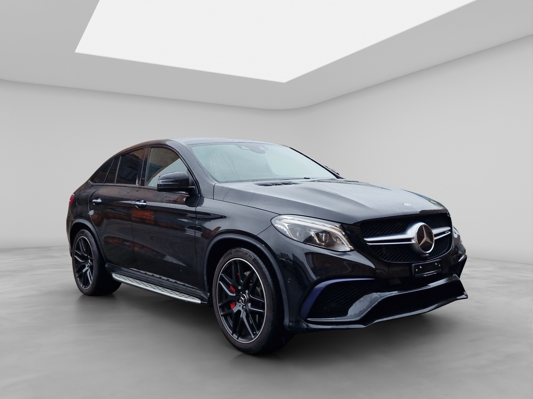 MERCEDES-BENZ GLE 63 AMG 8